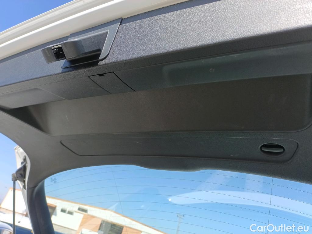  Audi  Q2 AUDI  / 2016 / 5P / todoterreno Sport 30 TFSI 85kW (116CV) (CX) #23