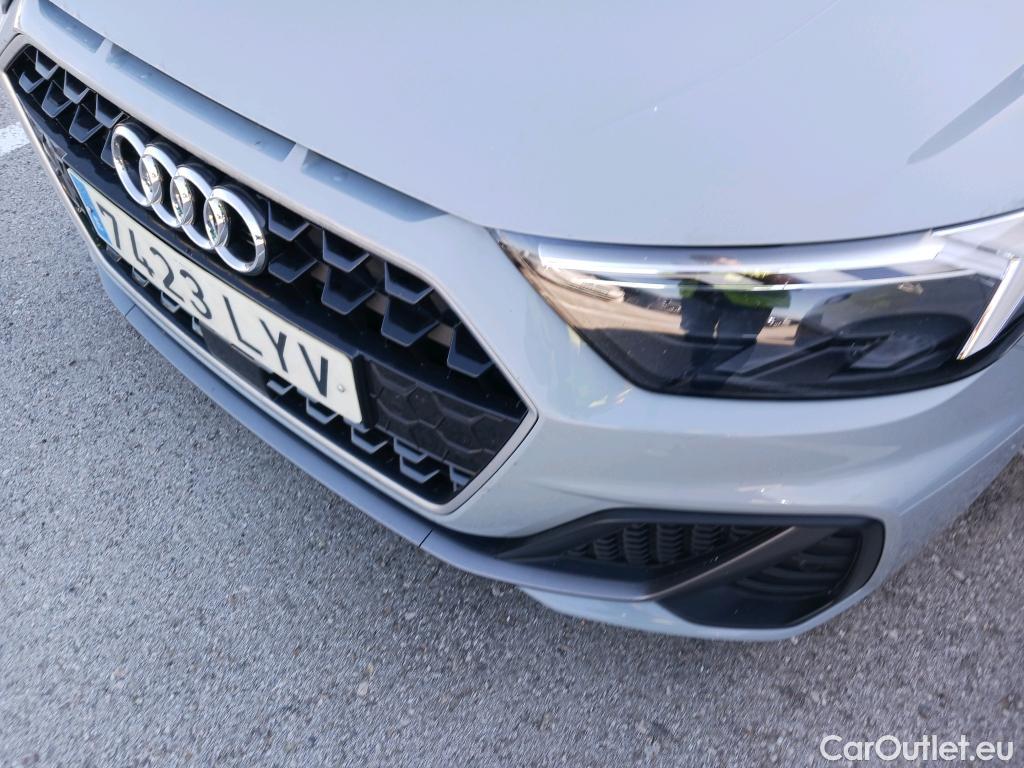  Audi  A1 Sportback AUDI A1 / 2018 / 5P / berlina con portón Sportback Adrenalin 30 TFSI 81kW S tron(SP) #11