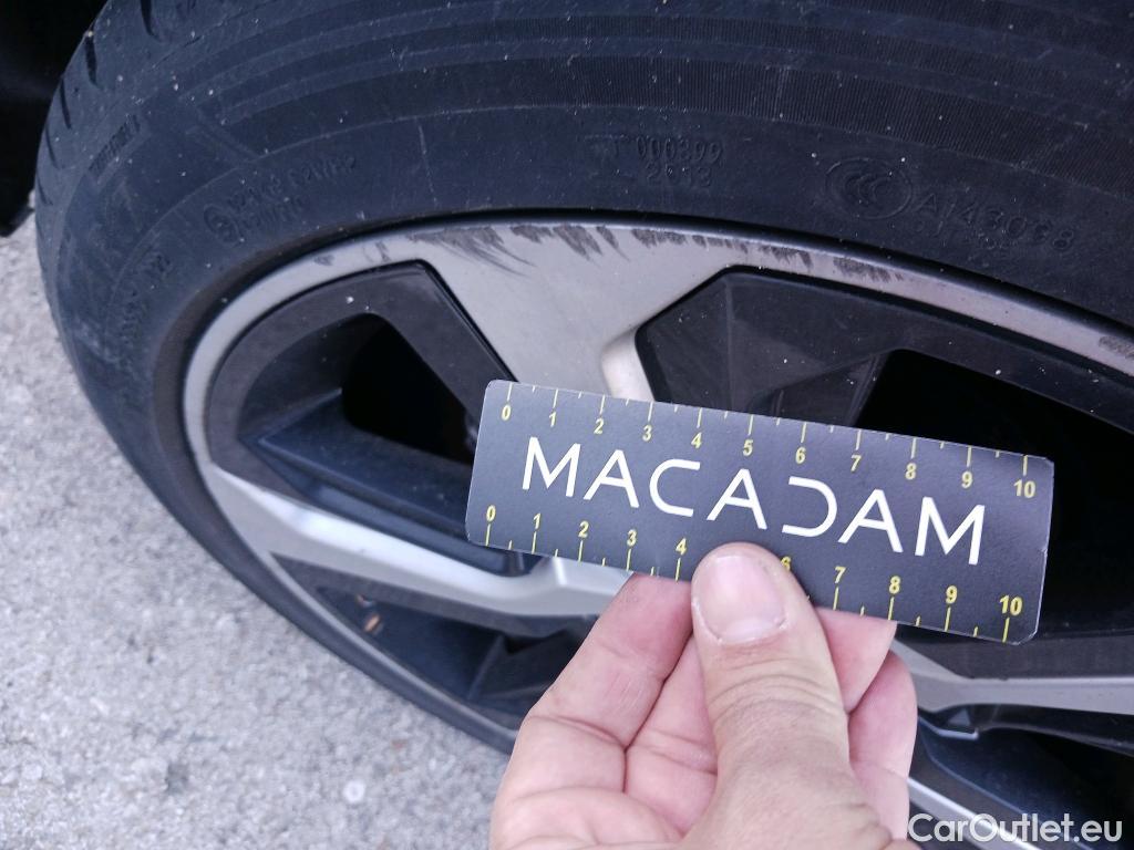  Audi  A1 Sportback AUDI A1 / 2018 / 5P / berlina con portón Sportback Adrenalin 30 TFSI 81kW S tron(SP) #10