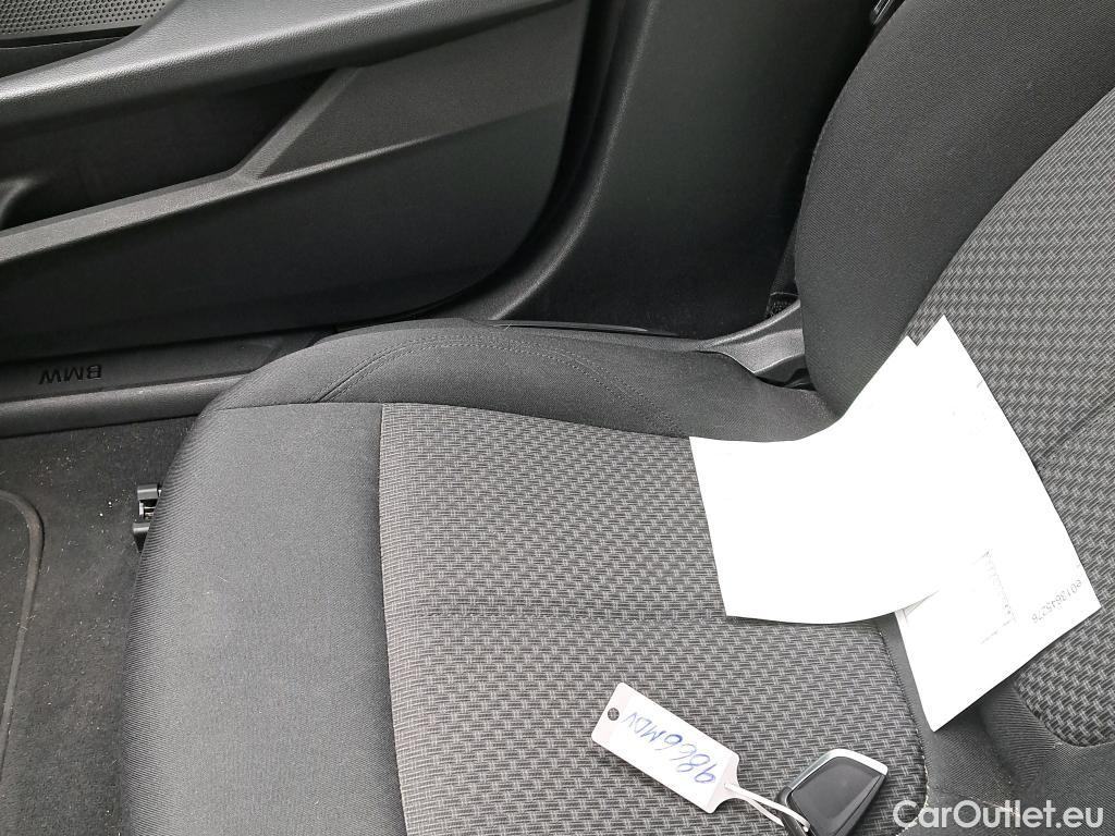  Bmw  Serie 1 BMW  / 2019 / 5P / berlina con portón 116d #2