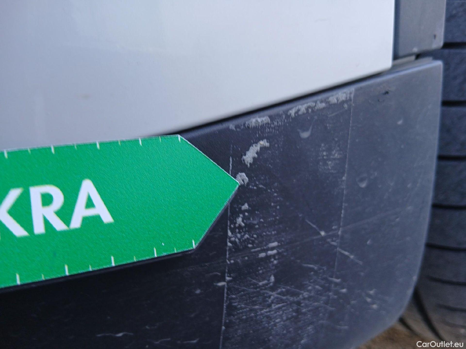  Bmw  X1 BMW  / 2019 / 5P / todoterreno sDrive18dA Corporate (AC4) #8