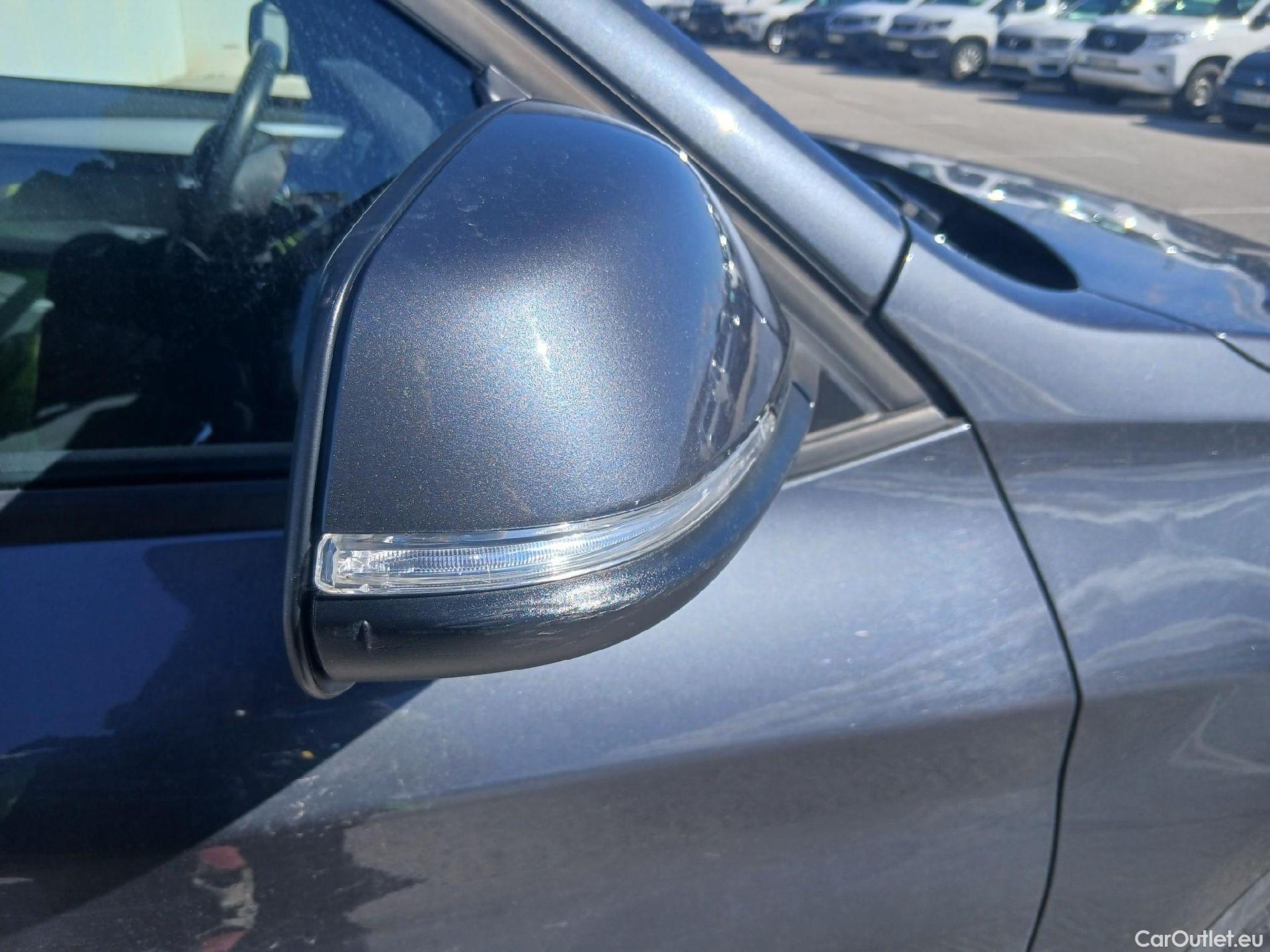  Bmw  X1 BMW  sDrive18i (CX2) #30