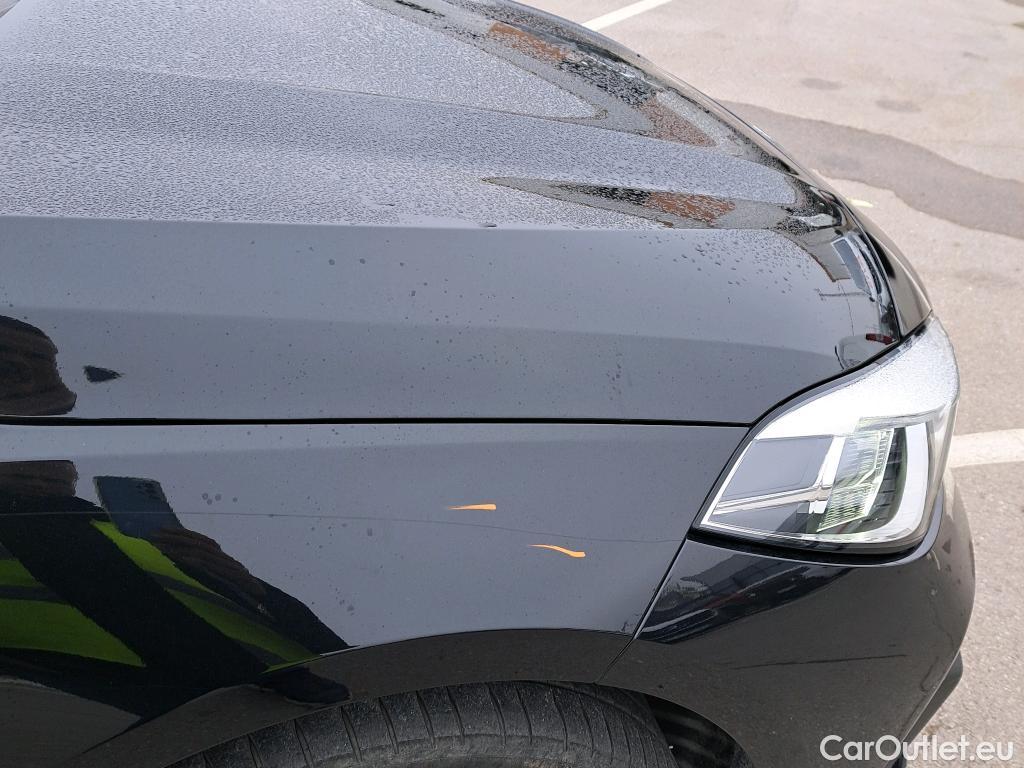  Bmw  Serie 1 BMW  / 2019 / 5P / berlina con portón 116d #27