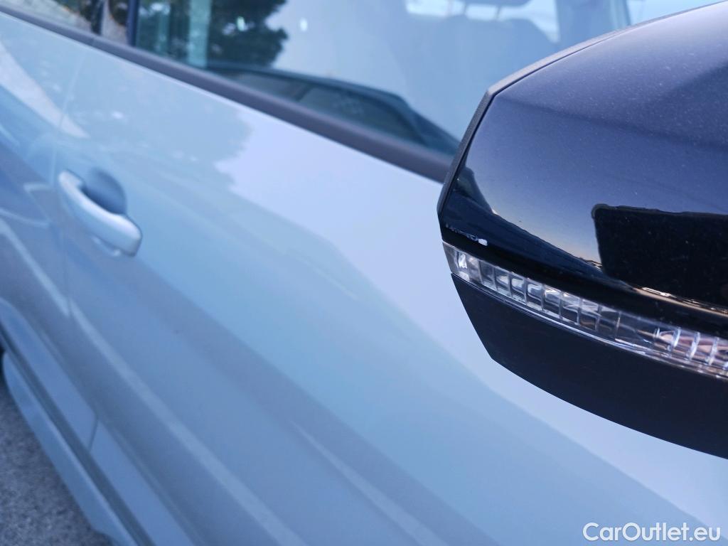  Audi  A1 Sportback AUDI A1 / 2018 / 5P / berlina con portón Sportback Adrenalin 30 TFSI 81kW S tron(SP) #22