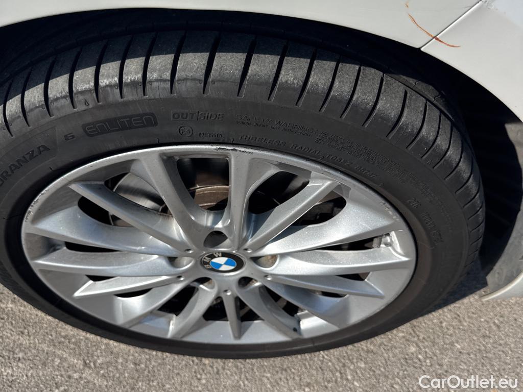  Bmw  Serie 1 BMW  / 2019 / 5P / berlina con portón 118i #14