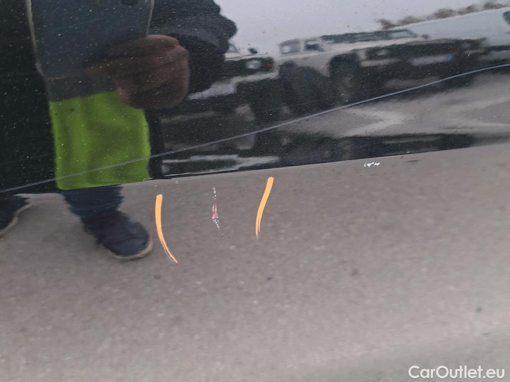  Bmw  Serie 1 BMW  / 2019 / 5P / berlina con portón 116d #9