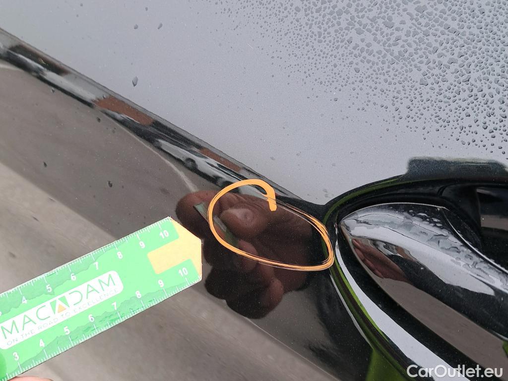  Bmw  Serie 1 BMW  / 2019 / 5P / berlina con portón 116d #4