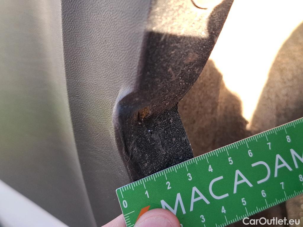  Volkswagen  Crafter  Fourgon Fourgon 35 mittlerer Radstand mit Hochdach FWD 2.0 140CV BVM6 #6