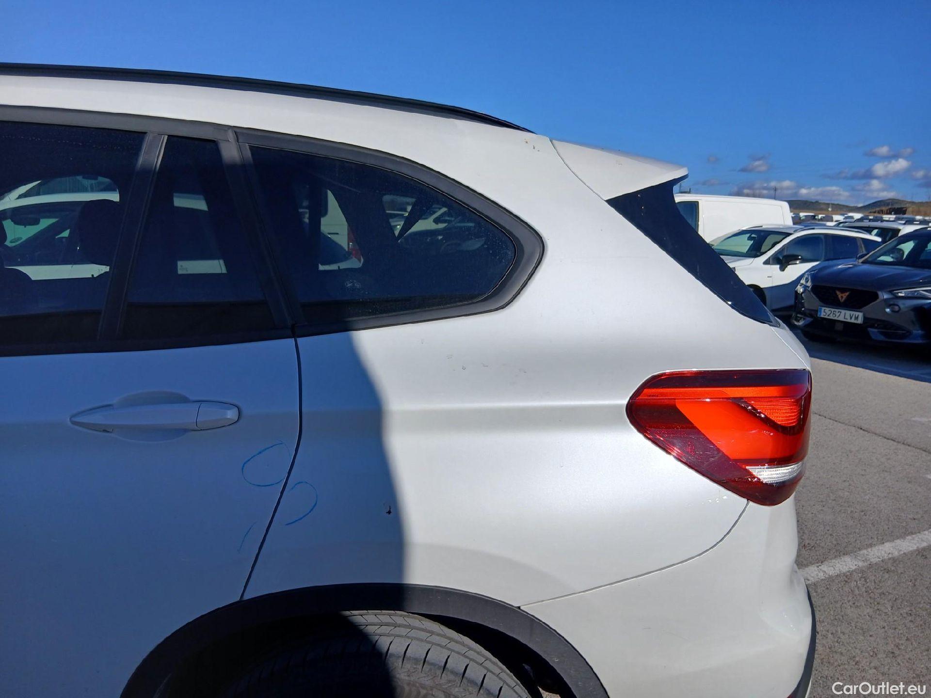  Bmw  X1 BMW  / 2019 / 5P / todoterreno sDrive18dA Corporate (AC4) #28