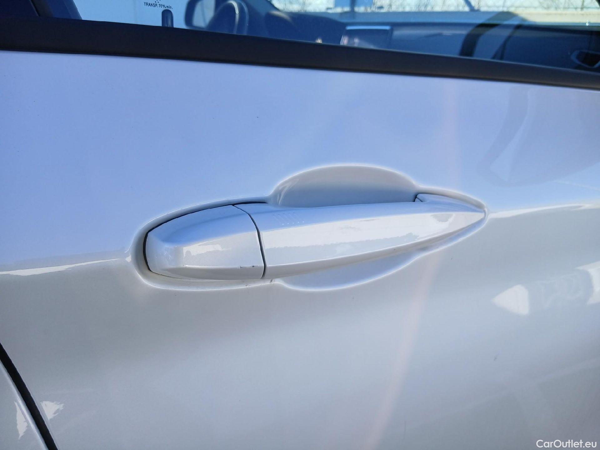  Bmw  X1 BMW  / 2019 / 5P / todoterreno sDrive18dA Corporate (AC4) #48