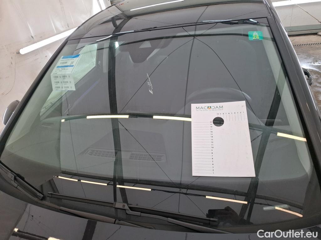  Volkswagen  Golf   2.0 TDI SCR 115 DSG7 LIFE BUSINESS #1