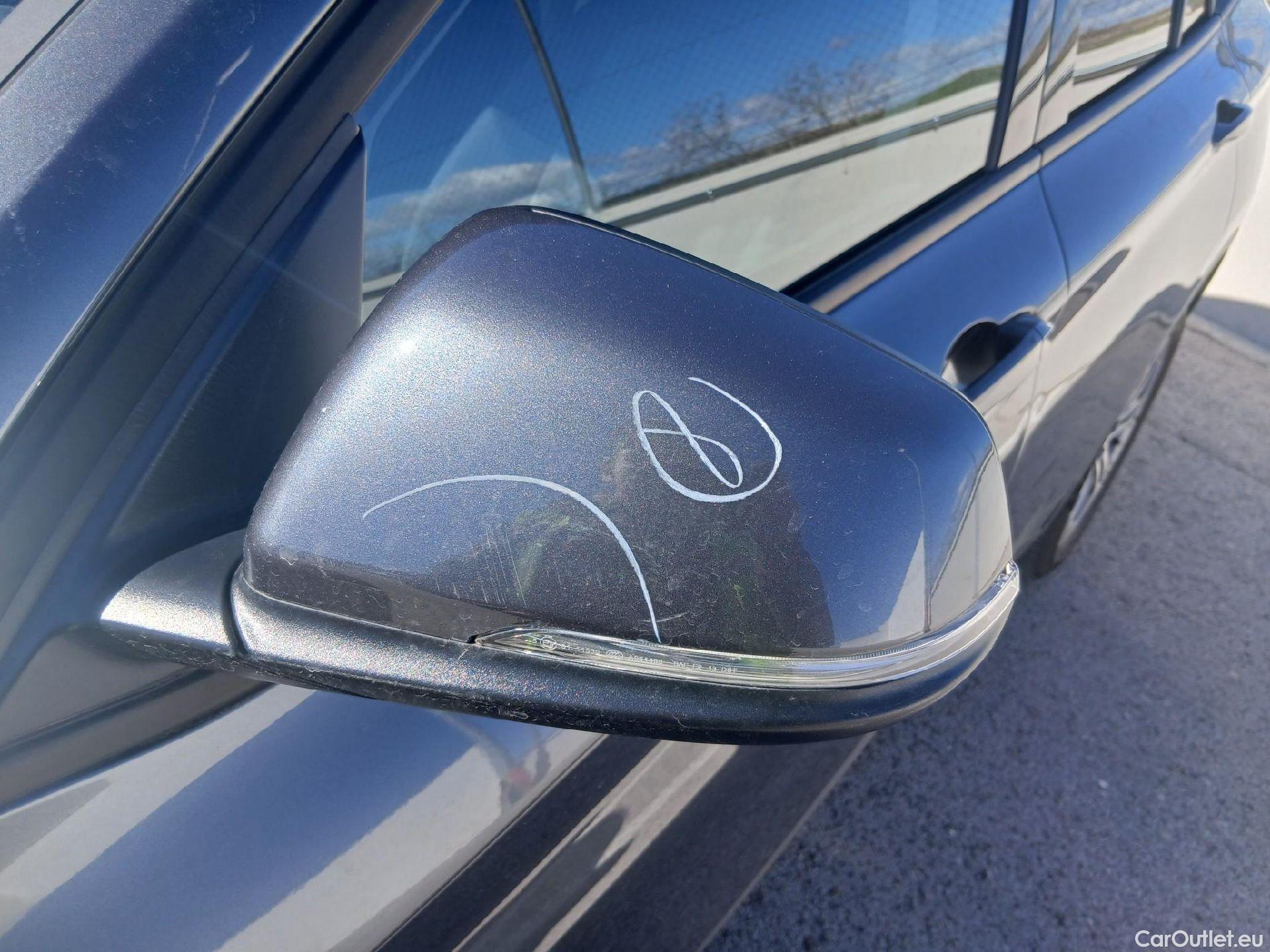  Bmw  X1 BMW  sDrive18i (CX2) #14