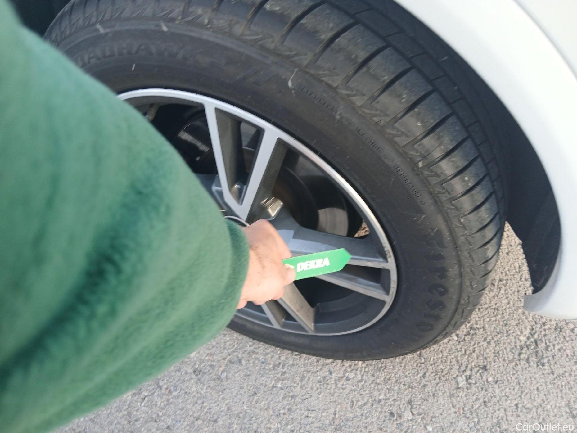  Audi  Q5 AUDI  SPORTBACK / 2020 / 5P / todoterreno S line 35 TDI 120kW S tronic #4