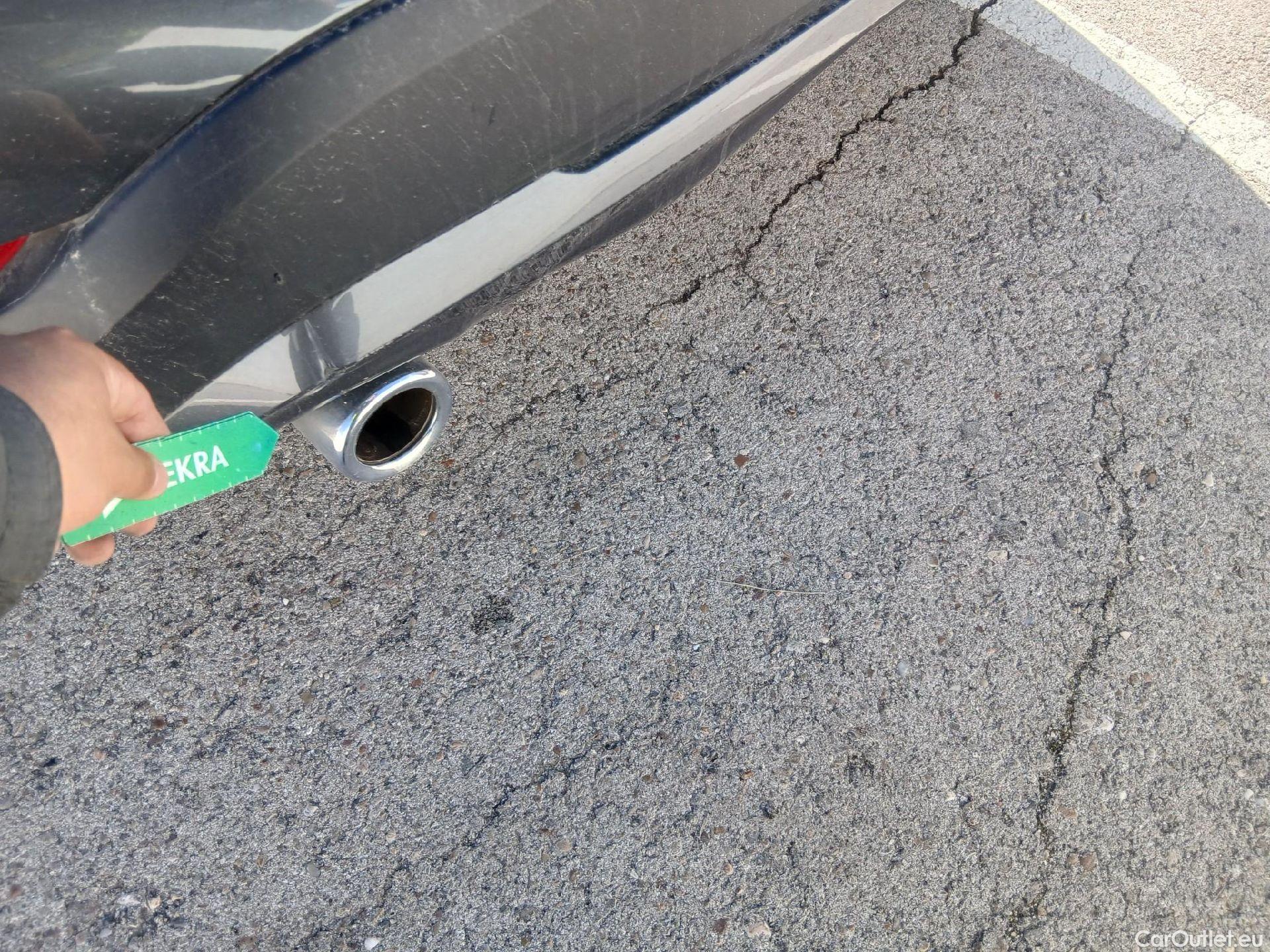  Bmw  X1 BMW  sDrive18i (CX2) #25