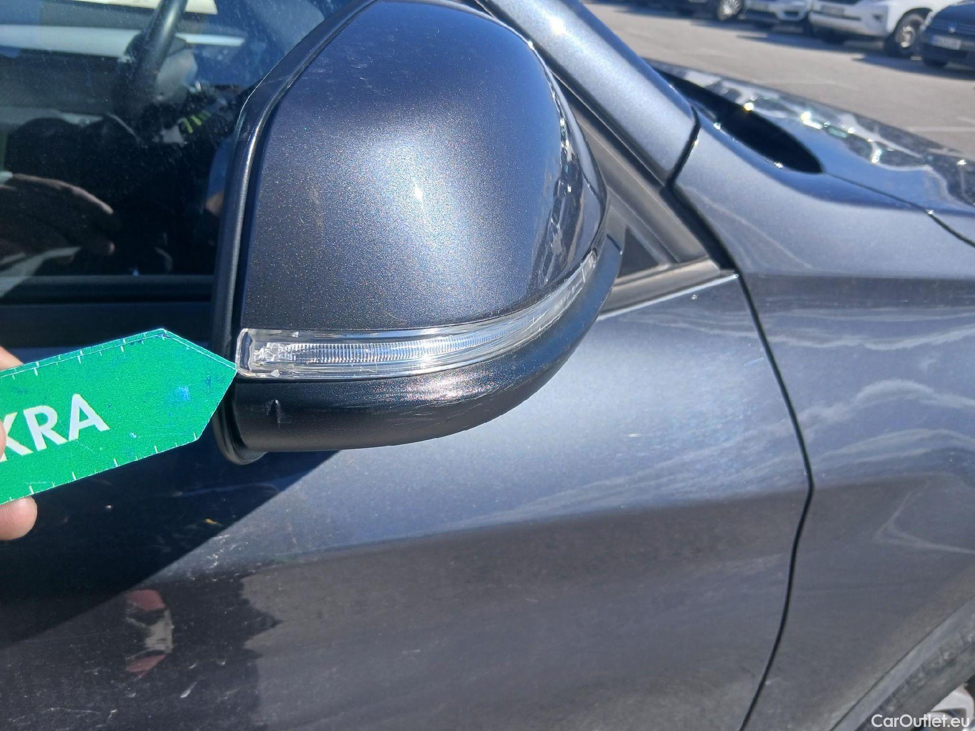  Bmw  X1 BMW  sDrive18i (CX2) #29