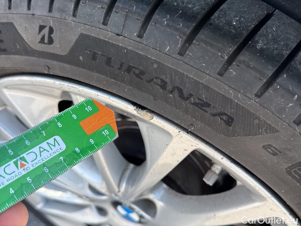  Bmw  Serie 1 BMW  / 2019 / 5P / berlina con portón 118i #27