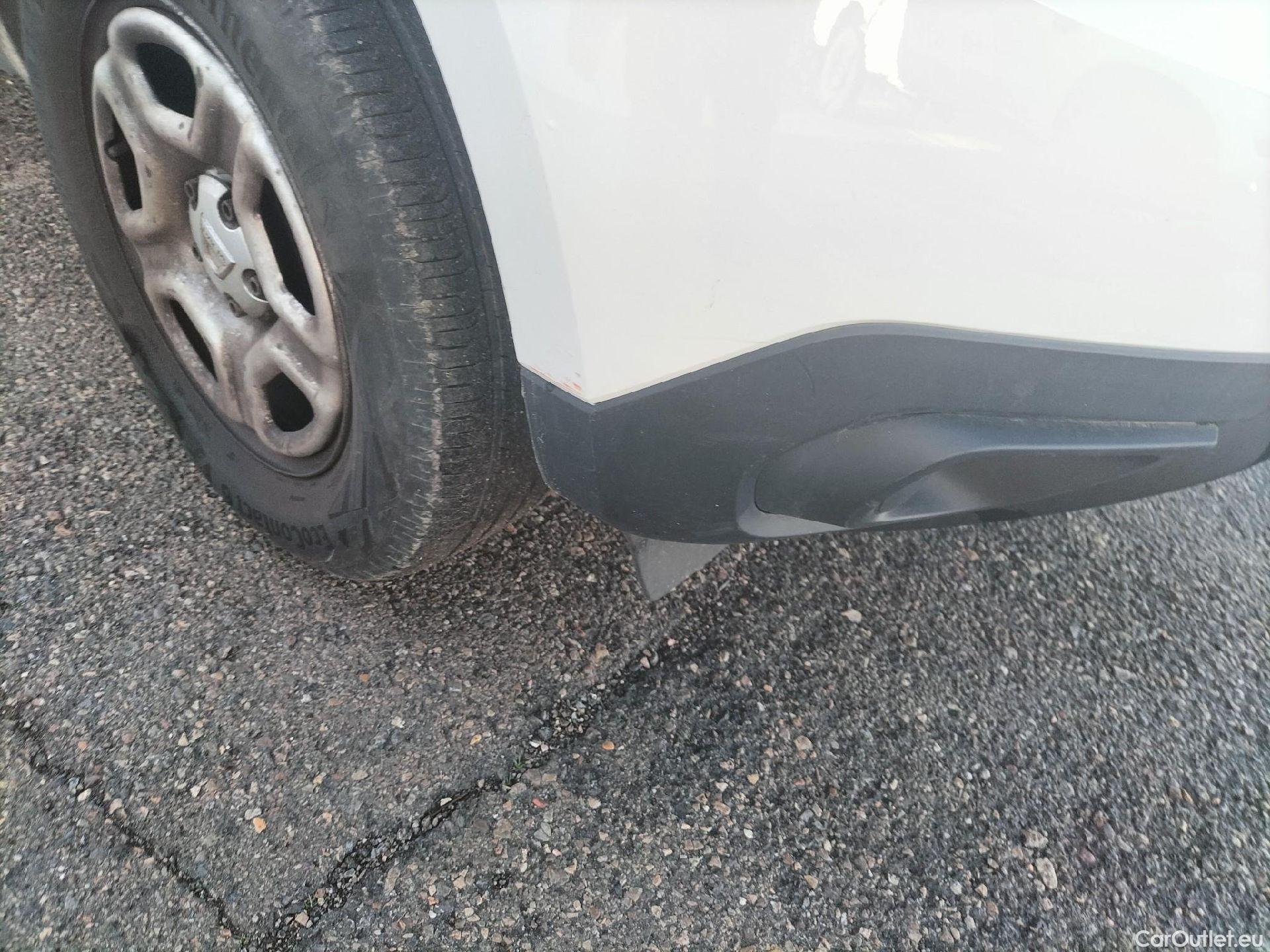  Dacia  Duster DACIA  / 2018 / 5P / todoterreno Essent. Blue dCi 85kW (115CV) 4X2 #8