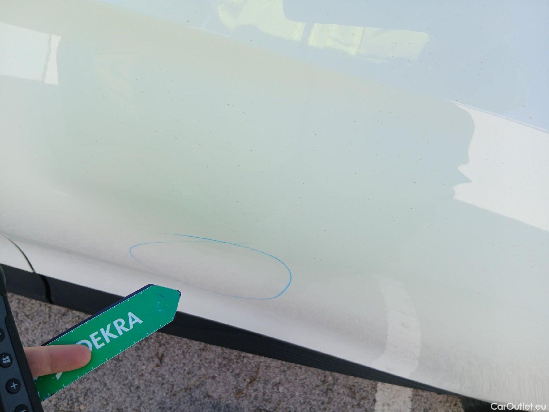  Land Rover  Discovery MG MG4 / 2022 / 5P / berlina con portón 77kWh Extended Range #12