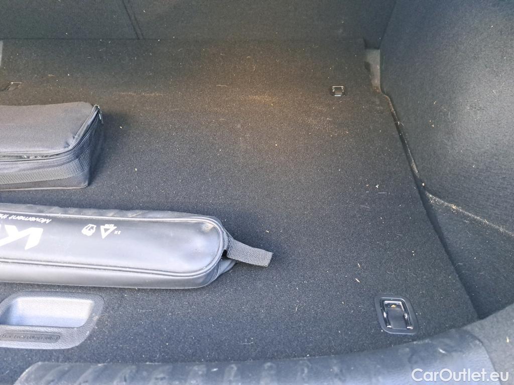  KIA  XCeed KIA  / 2022 / 5P / todoterreno 1.5 MHEV GT-line 118kW (160CV) DCT #21