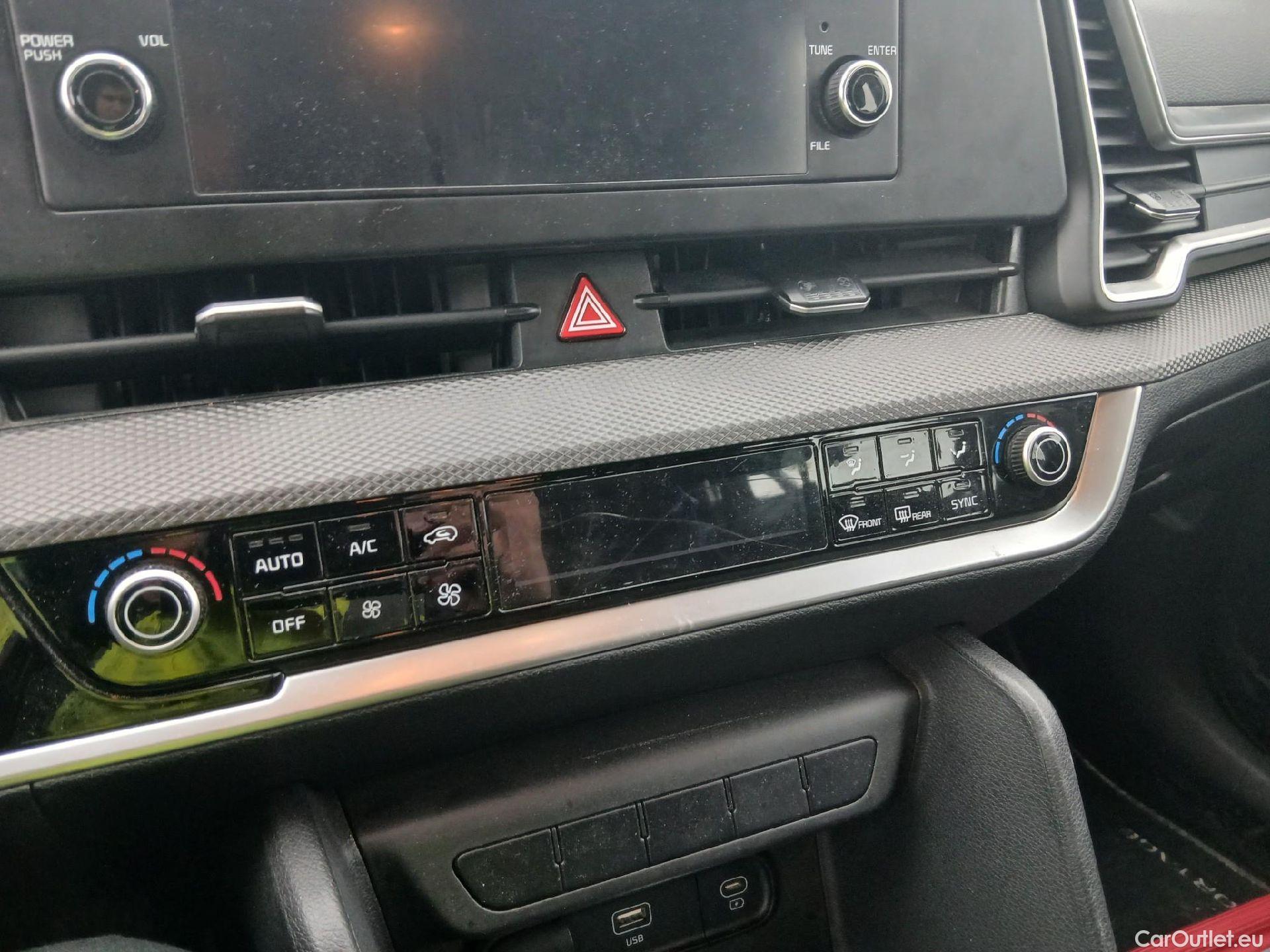  KIA  Sportage KIA  / 2022 / 5P / todoterreno 1.6 T-GDi 110kW (150CV) Concept 4x2 #26