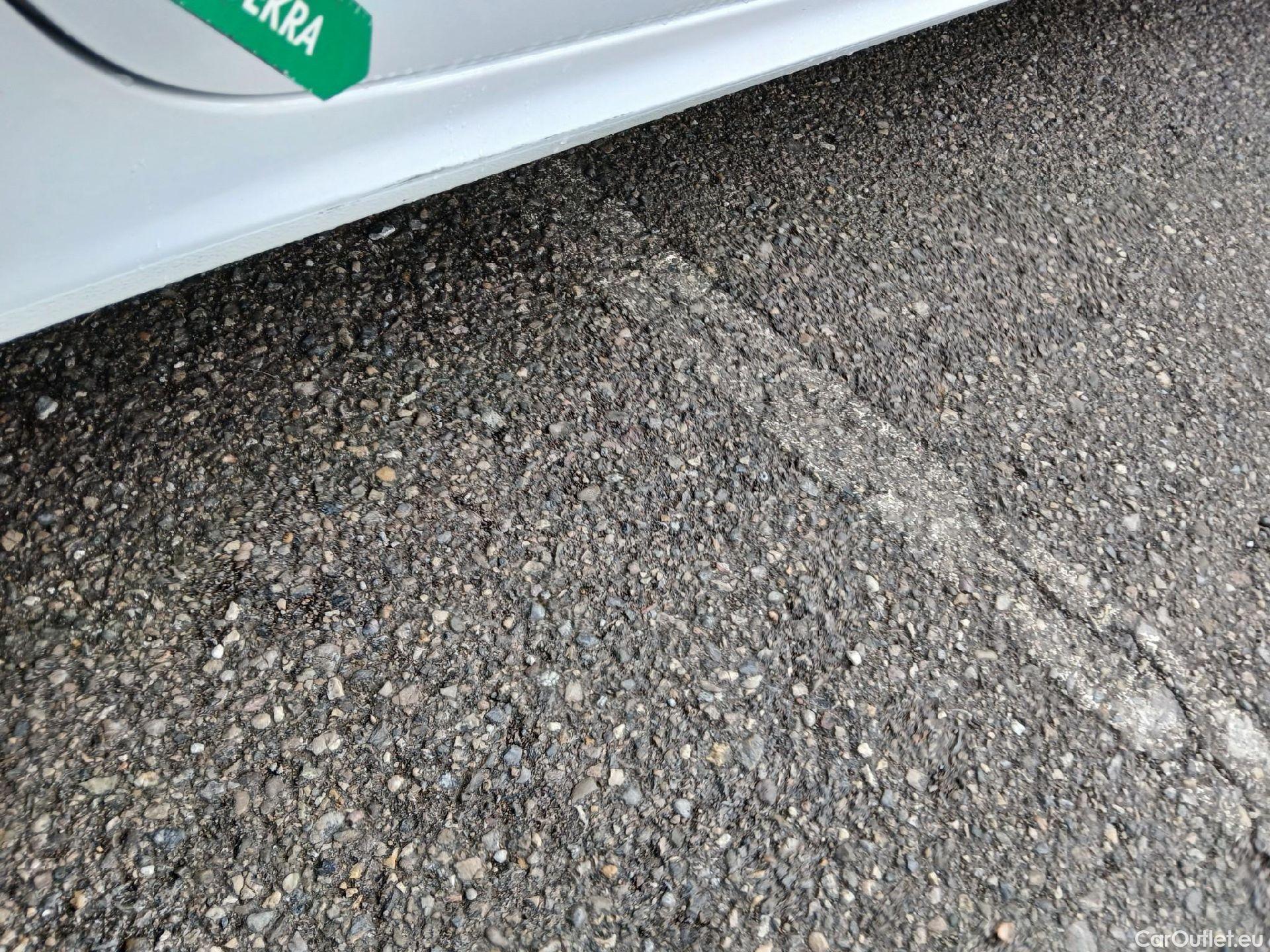  Opel  Corsa OPEL  1.2T XHL 74kW (100CV) Elegance #25