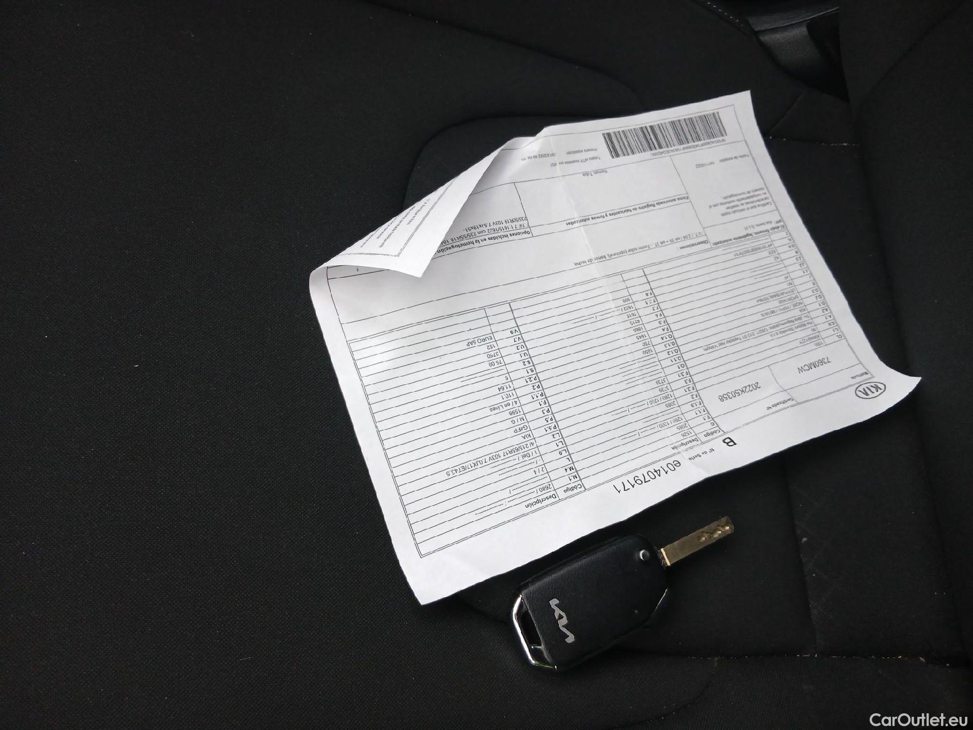  KIA  Sportage KIA  / 2022 / 5P / todoterreno 1.6 T-GDi 110kW (150CV) Concept 4x2 #2