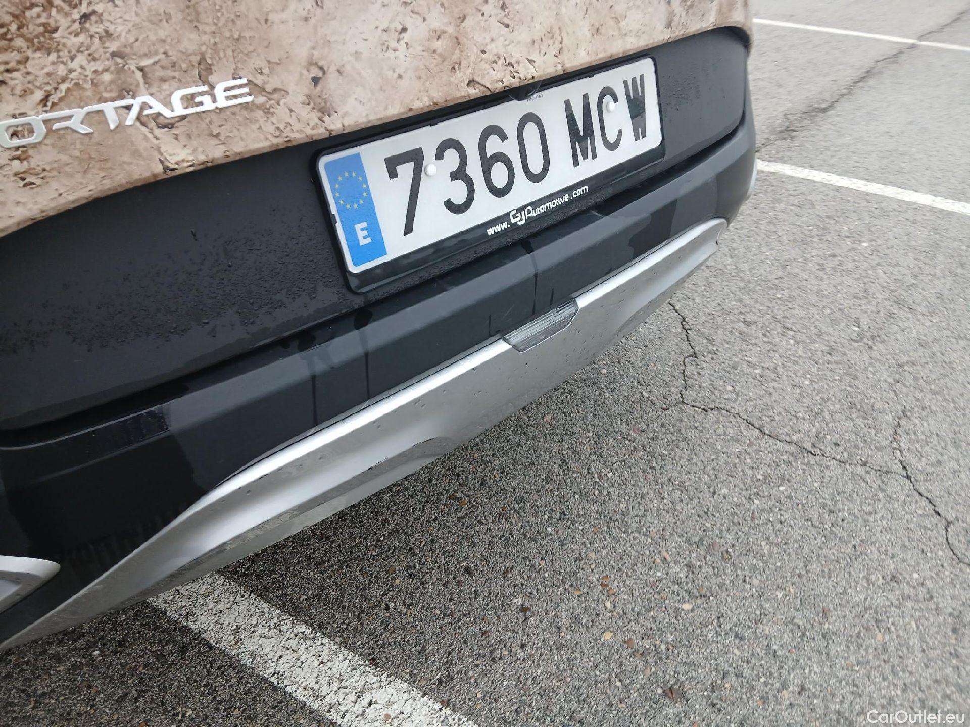  KIA  Sportage KIA  / 2022 / 5P / todoterreno 1.6 T-GDi 110kW (150CV) Concept 4x2 #22