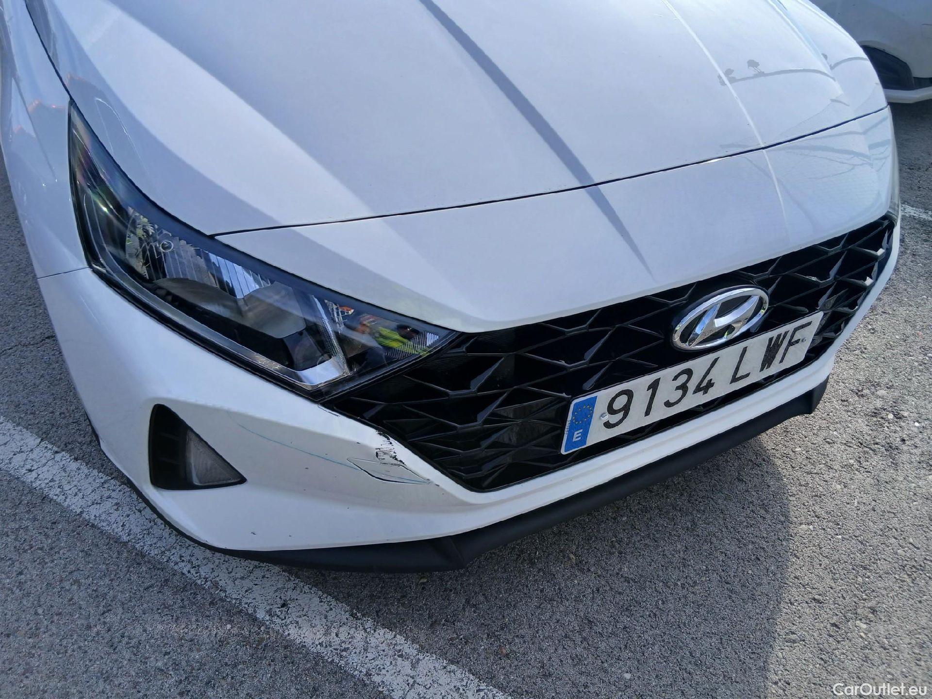  Hyundai  i20 HYUNDAI  / 2020 / 5P / berlina con portón 1.0 TGDI 74kW (100CV) 48V Klass #4