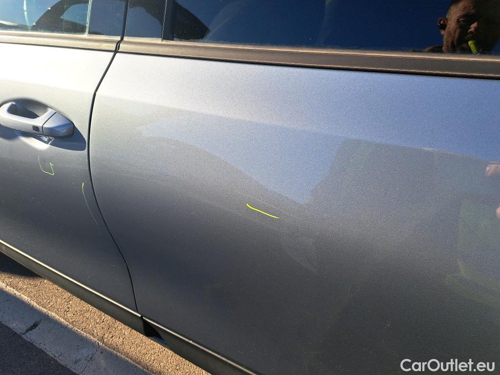  KIA  XCeed KIA  / 2022 / 5P / todoterreno 1.5 MHEV GT-line 118kW (160CV) DCT #3