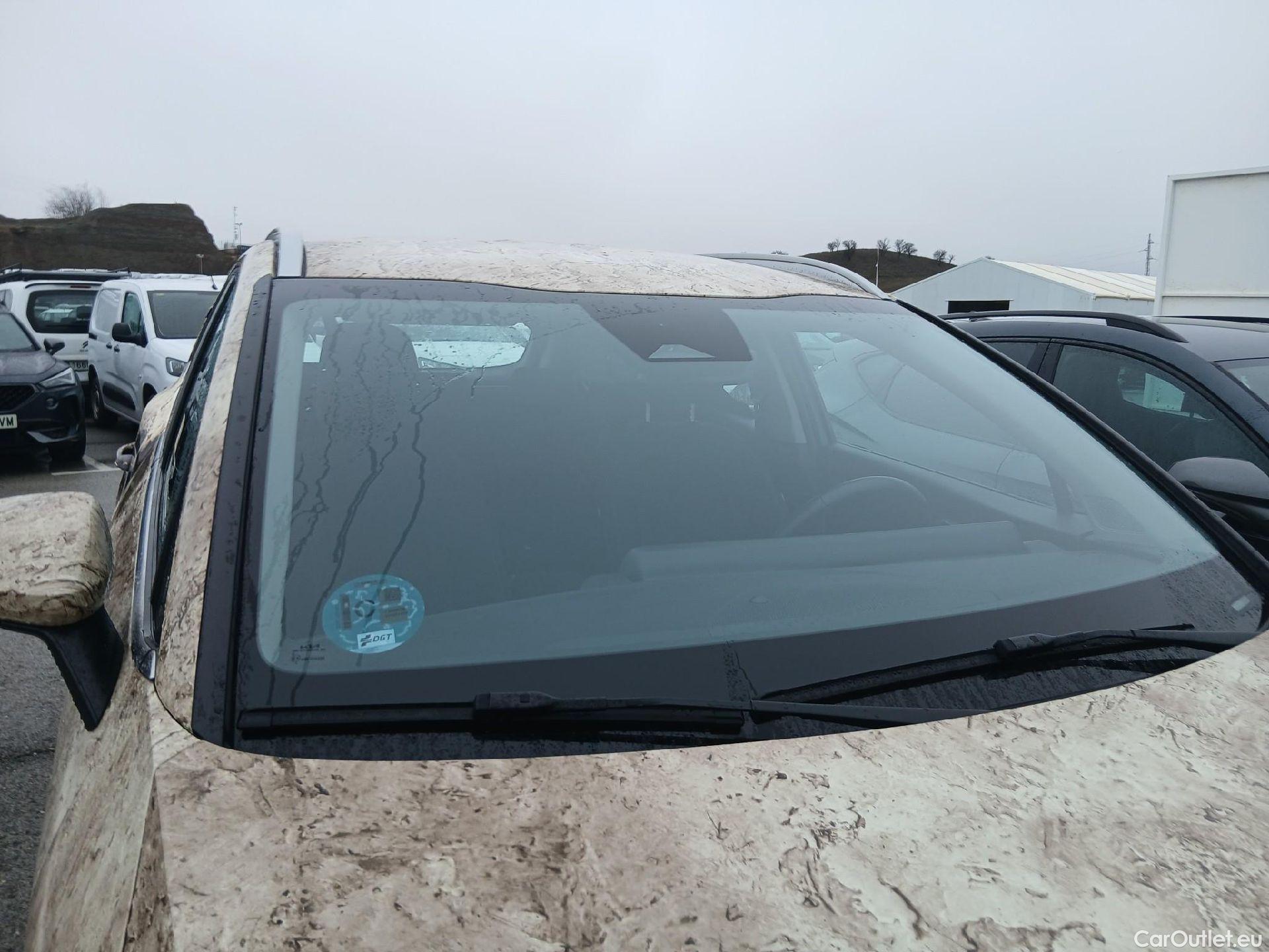  KIA  Sportage KIA  / 2022 / 5P / todoterreno 1.6 T-GDi 110kW (150CV) Concept 4x2 #6