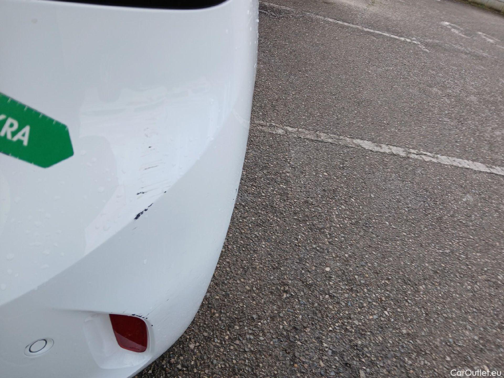  Opel  Corsa OPEL  1.2T XHL 74kW (100CV) Elegance #19