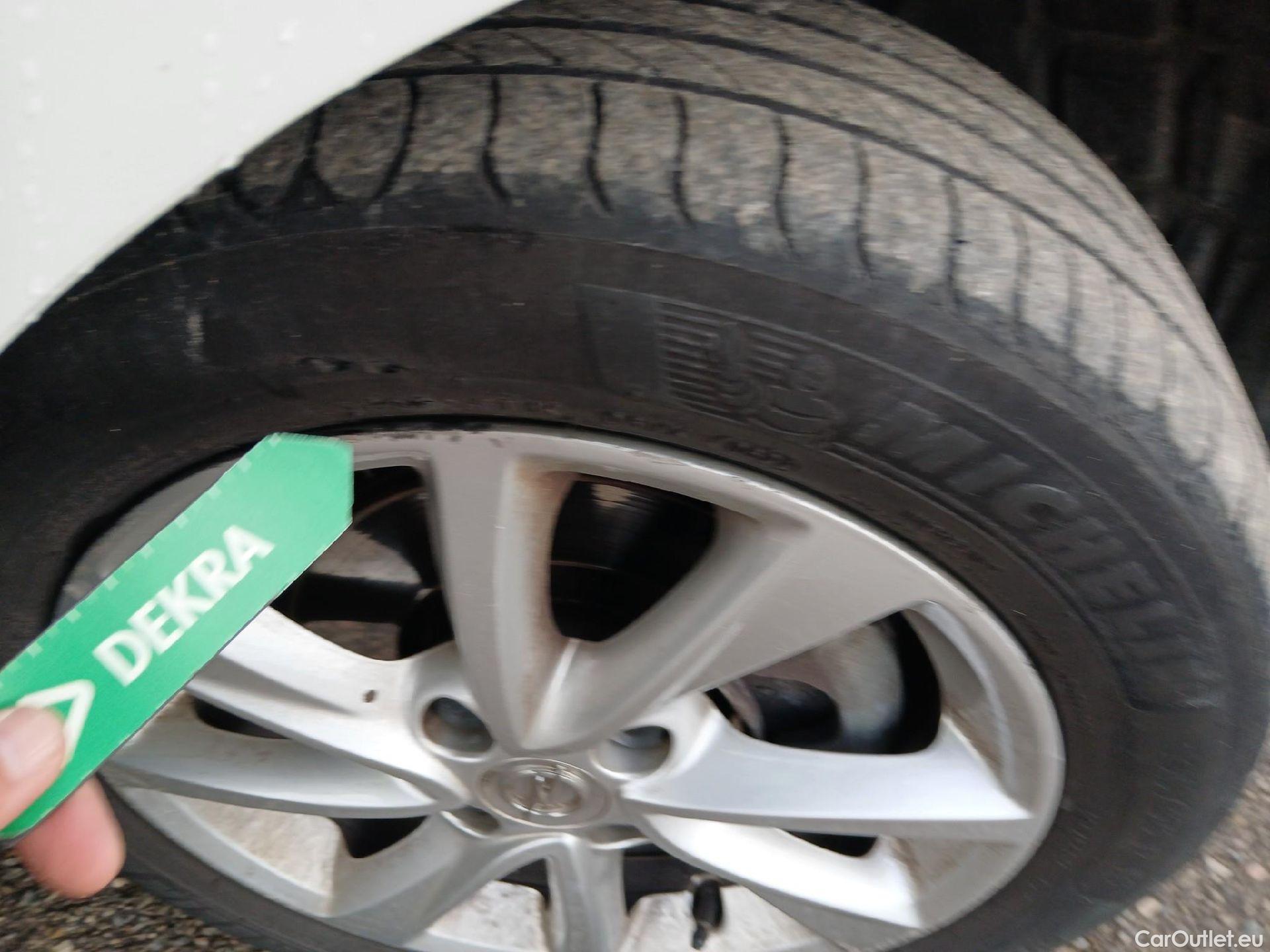  Opel  Corsa OPEL  1.2T XHL 74kW (100CV) Elegance #35