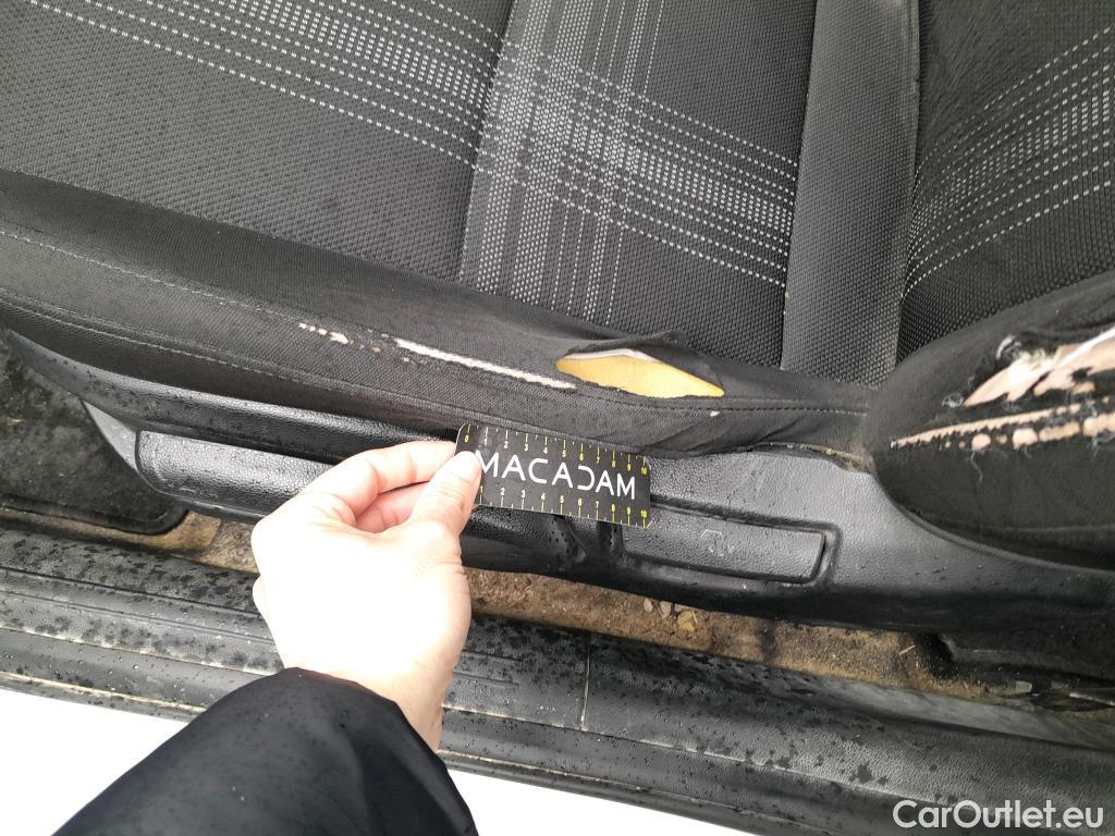  Hyundai  i20 HYUNDAI  / 2020 / 5P / berlina con portón 1.0 TGDI 74kW (100CV) 48V Essence #4