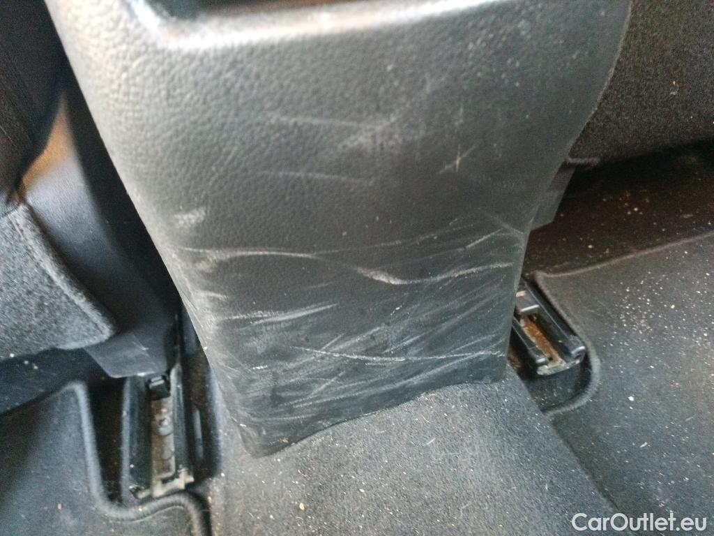  Nissan  Qashqai NISSAN  / 2017 / 5P / todoterreno DIG-T 103 kW (140 CV) E6D ACENTA (AC) #8