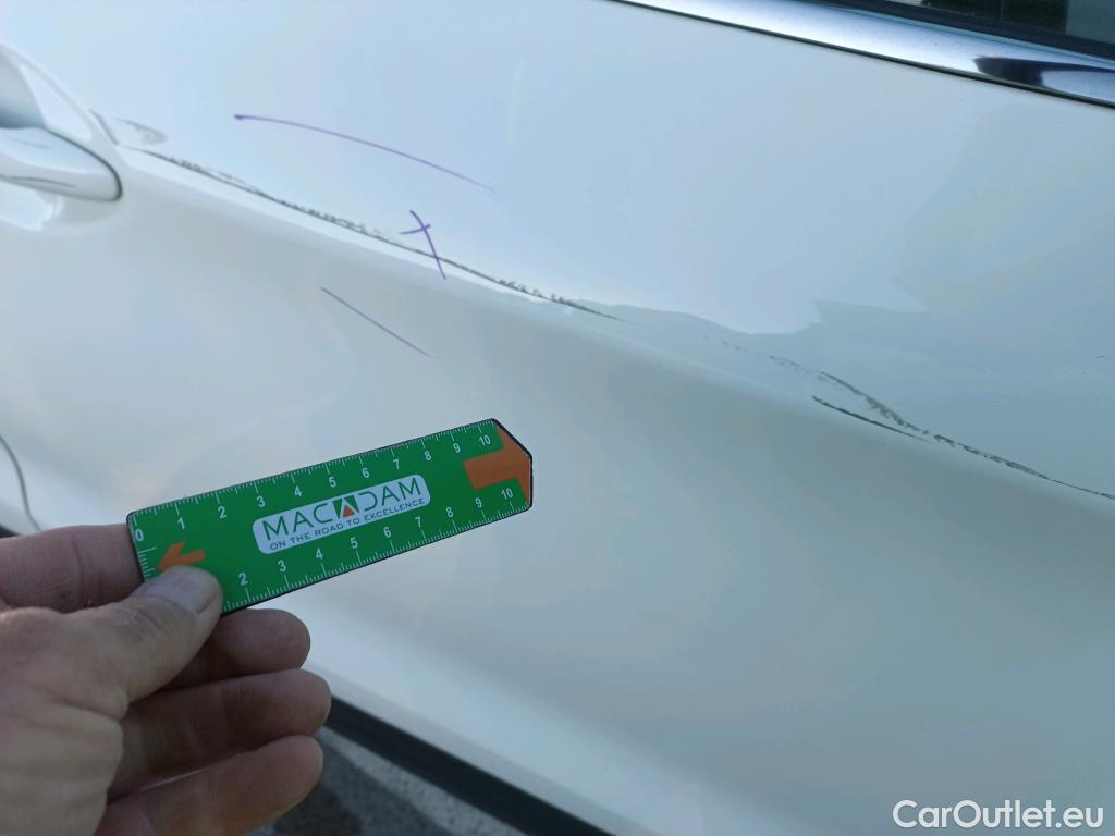  Nissan  Qashqai NISSAN  / 2017 / 5P / todoterreno DIG-T 103 kW (140 CV) E6D ACENTA (AC) #4