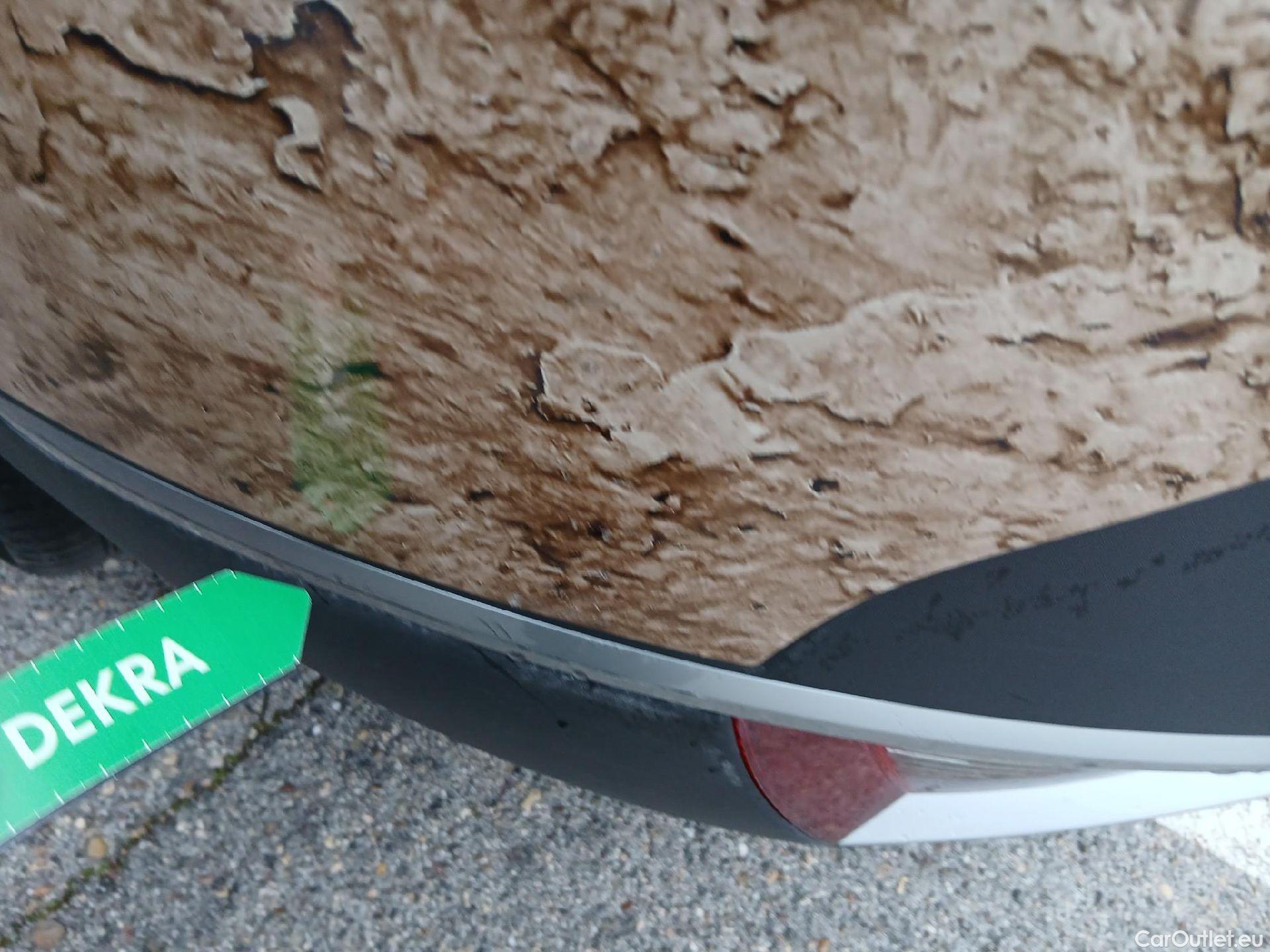  KIA  Sportage KIA  / 2022 / 5P / todoterreno 1.6 T-GDi 110kW (150CV) Concept 4x2 #19