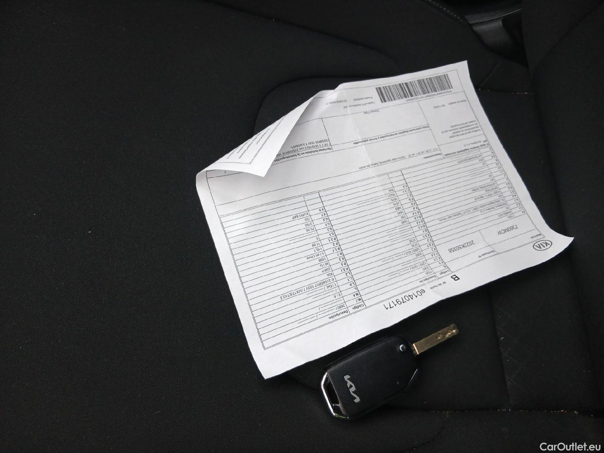  KIA  Sportage KIA  / 2022 / 5P / todoterreno 1.6 T-GDi 110kW (150CV) Concept 4x2 #1