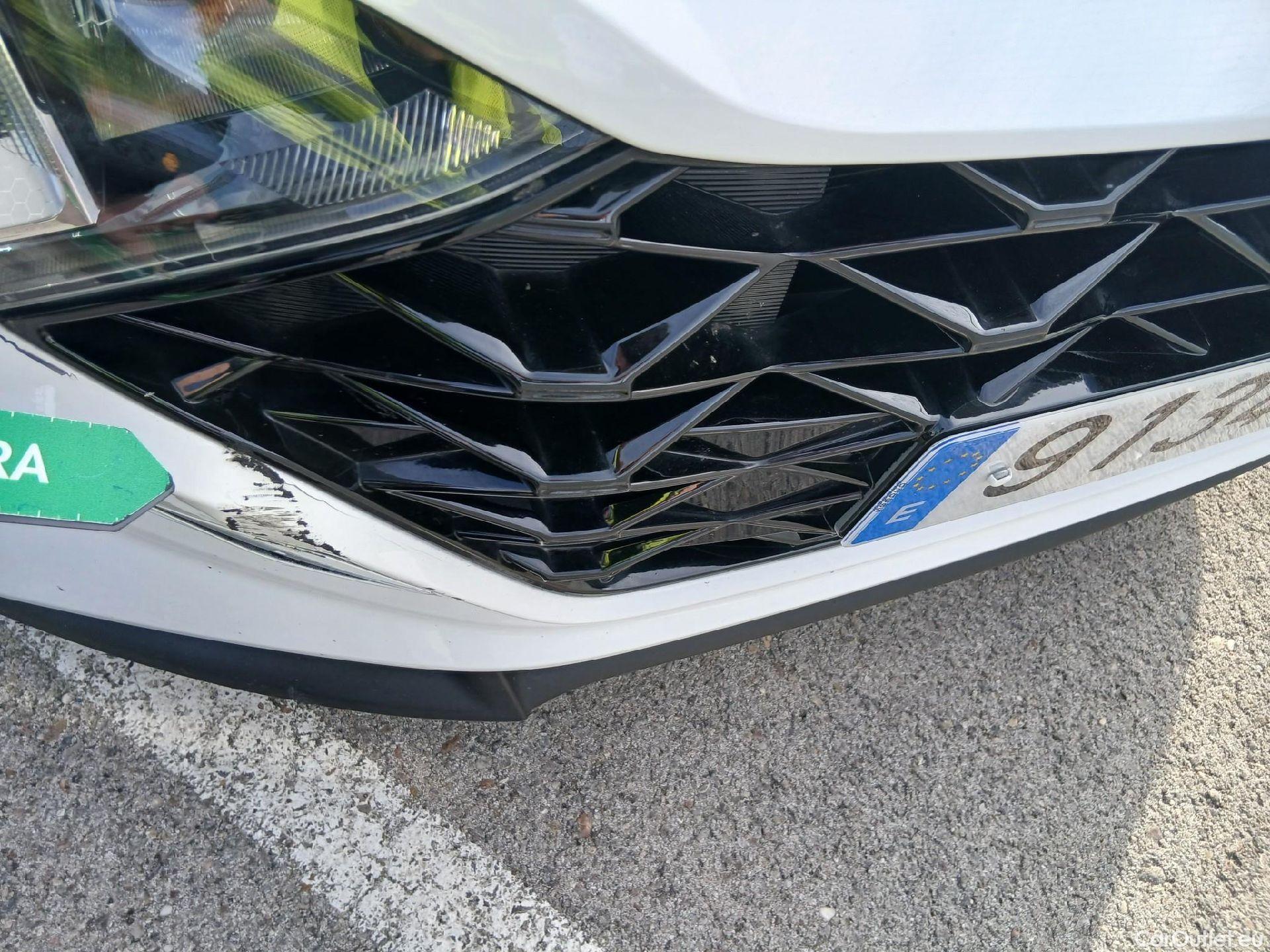  Hyundai  i20 HYUNDAI  / 2020 / 5P / berlina con portón 1.0 TGDI 74kW (100CV) 48V Klass #3