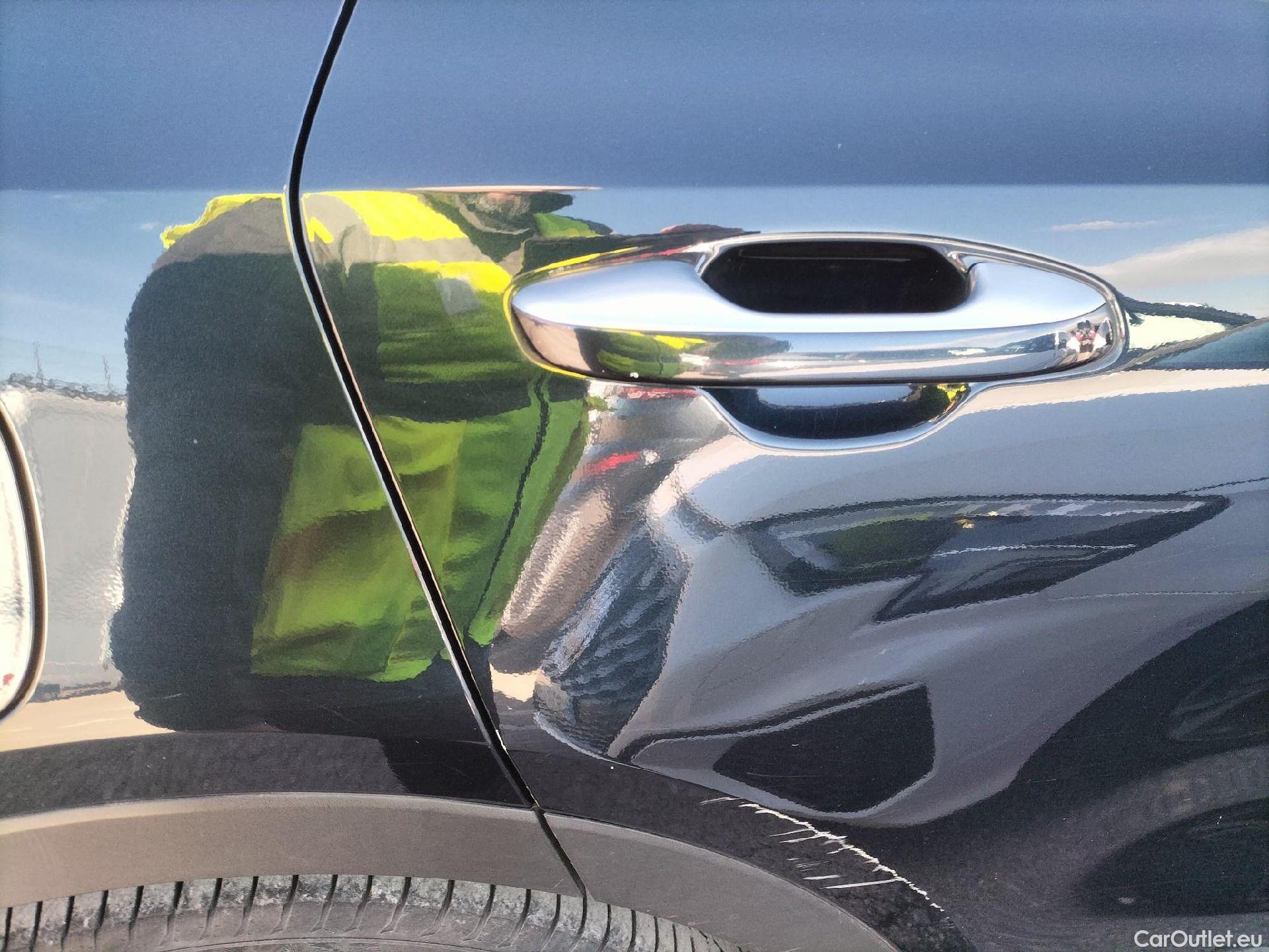  KIA  Sorento KIA  / 2020 / 5P / todoterreno 1.6 T-GDi PHEV Emotion 4x4 7pl P.Luxury #37