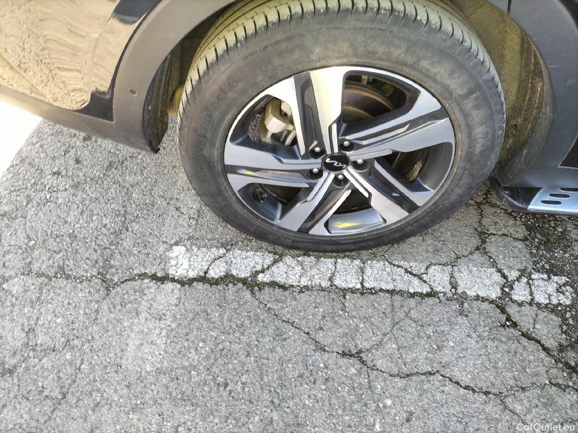  KIA  Sorento KIA  / 2020 / 5P / todoterreno 1.6 T-GDi PHEV Emotion 4x4 7pl P.Luxury #32