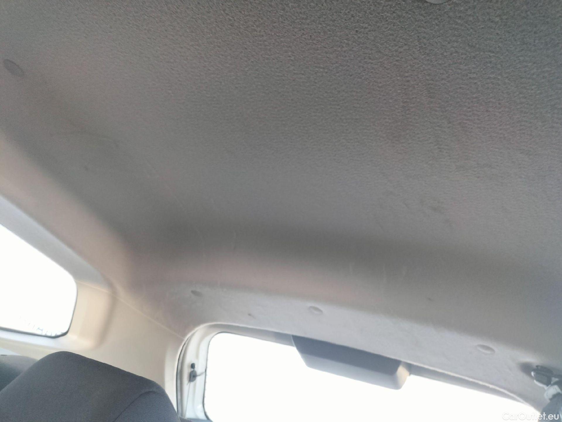  Dacia  Duster DACIA  / 2018 / 5P / todoterreno Essent. Blue dCi 85kW (115CV) 4X2 #25