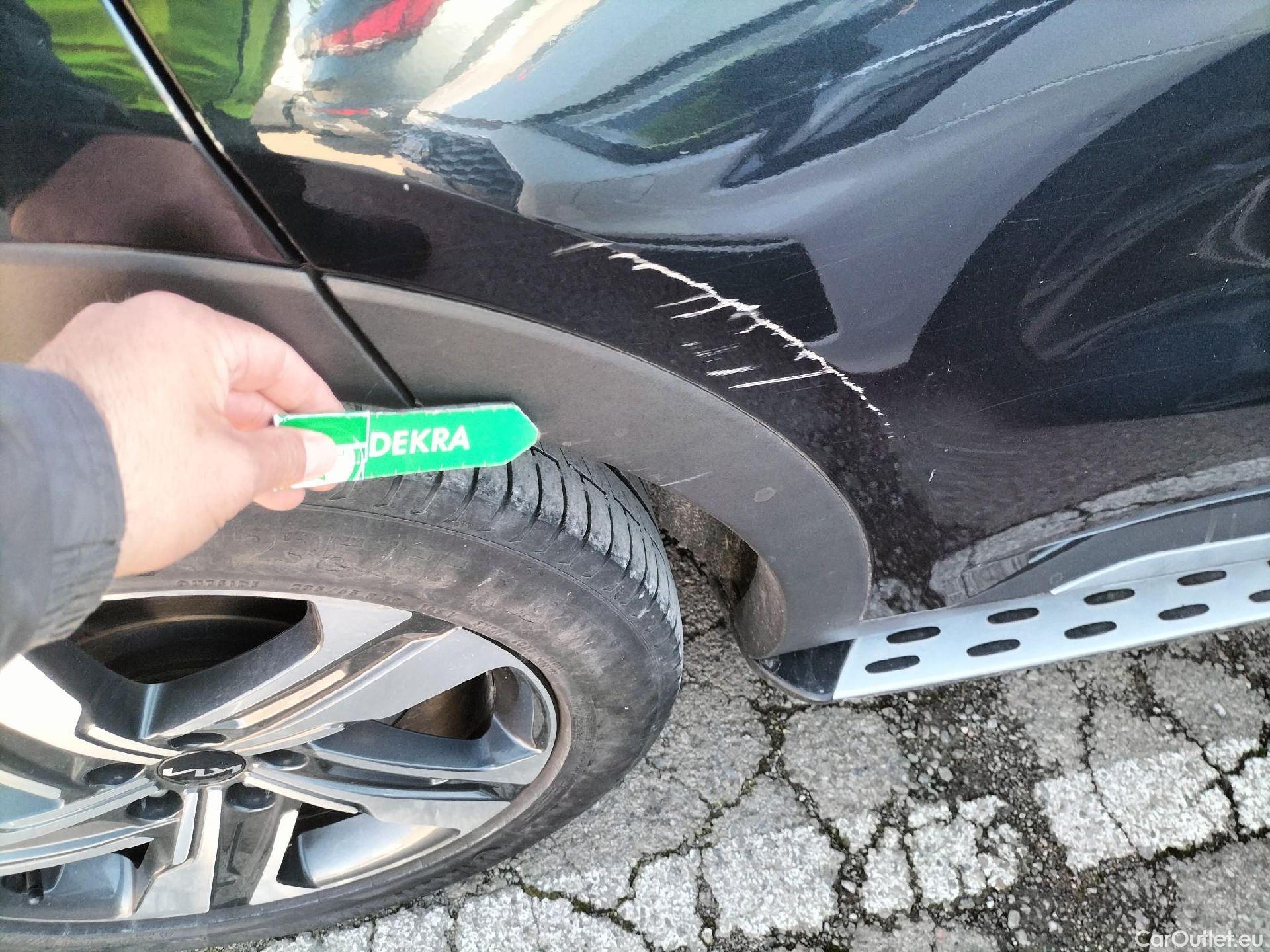  KIA  Sorento KIA  / 2020 / 5P / todoterreno 1.6 T-GDi PHEV Emotion 4x4 7pl P.Luxury #35