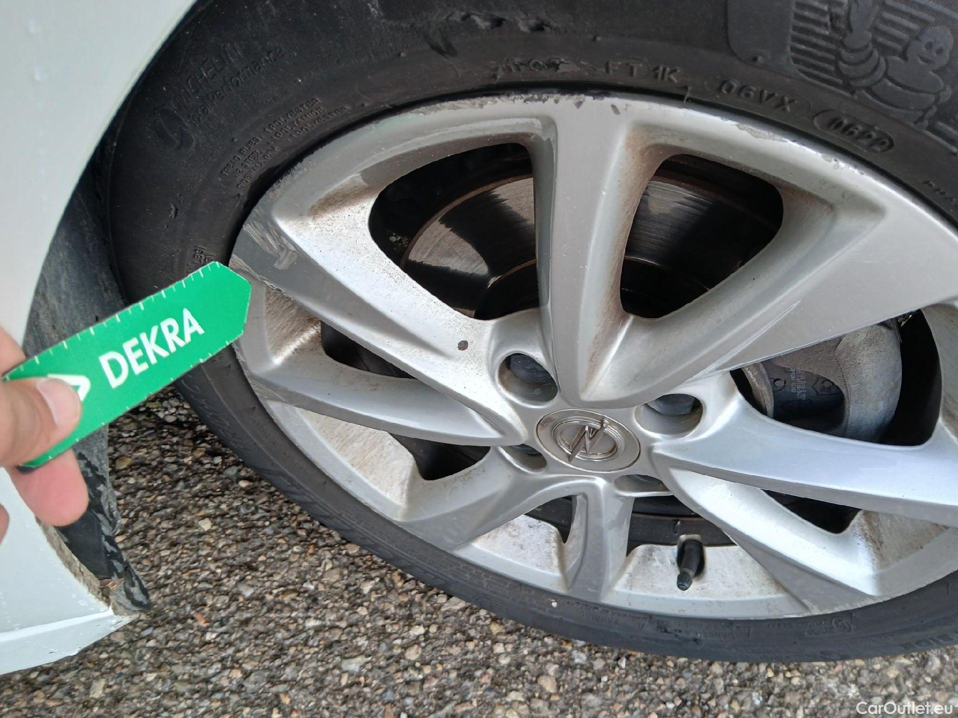  Opel  Corsa OPEL  1.2T XHL 74kW (100CV) Elegance #34