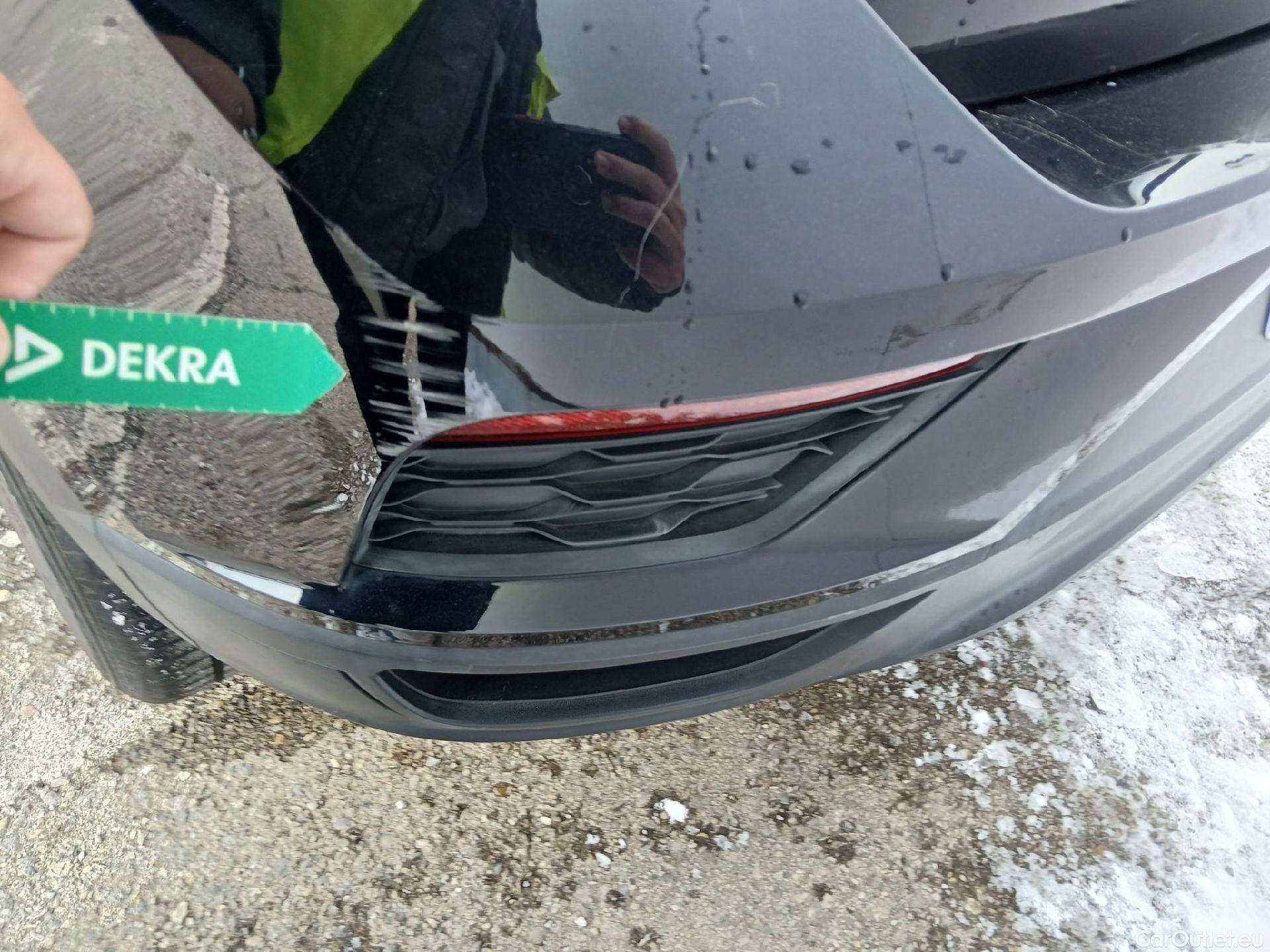  Volkswagen  T-ROC VOLKSWAGEN  / 2017 / 5P / todoterreno Edition 1.0 TSI 85kW (115CV) #26