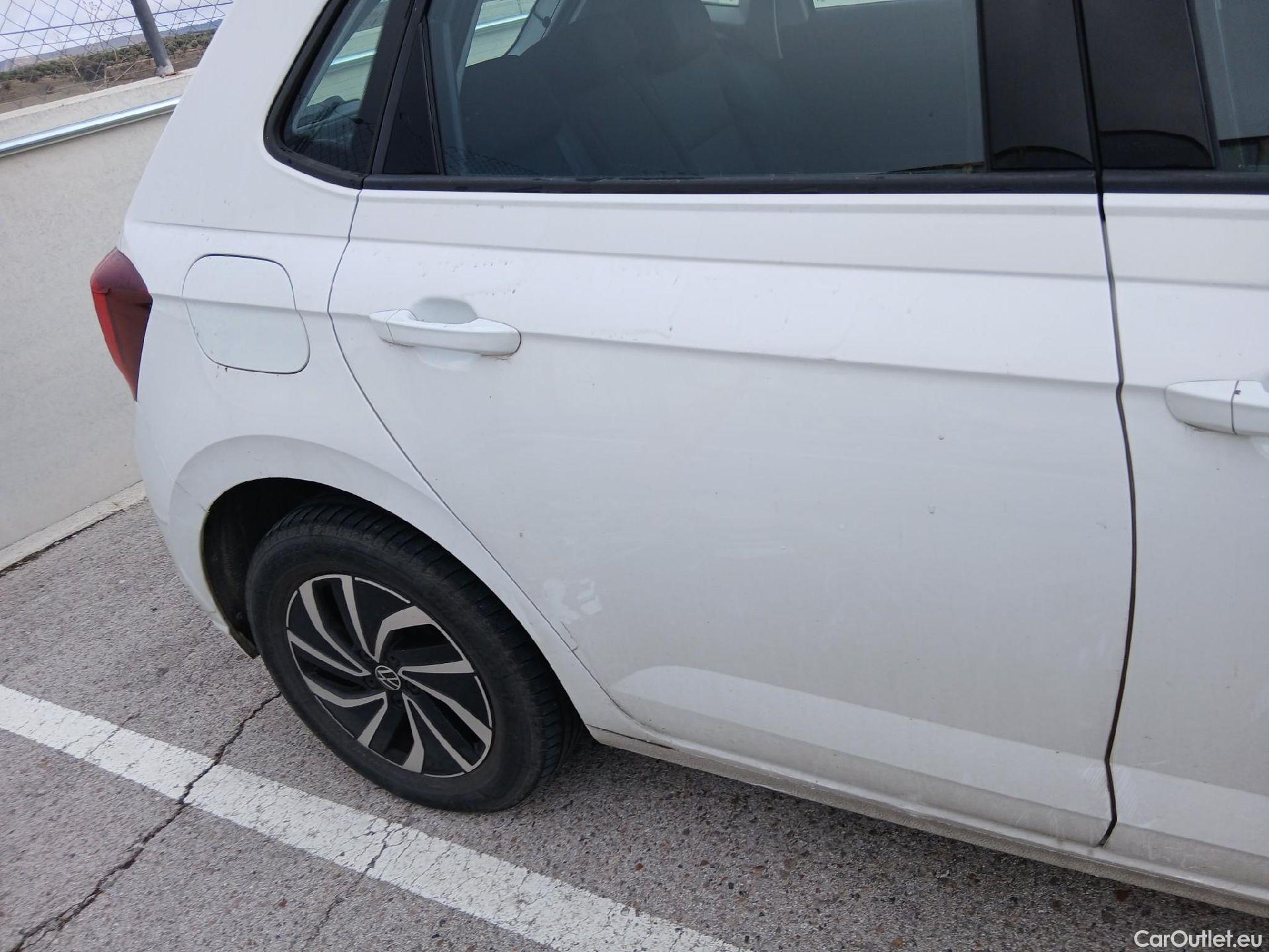  Volkswagen  Polo VOLKSWAGEN  / 2021 / 5P / berlina con portón Life 1.0 TSI 70kW (95CV) #34