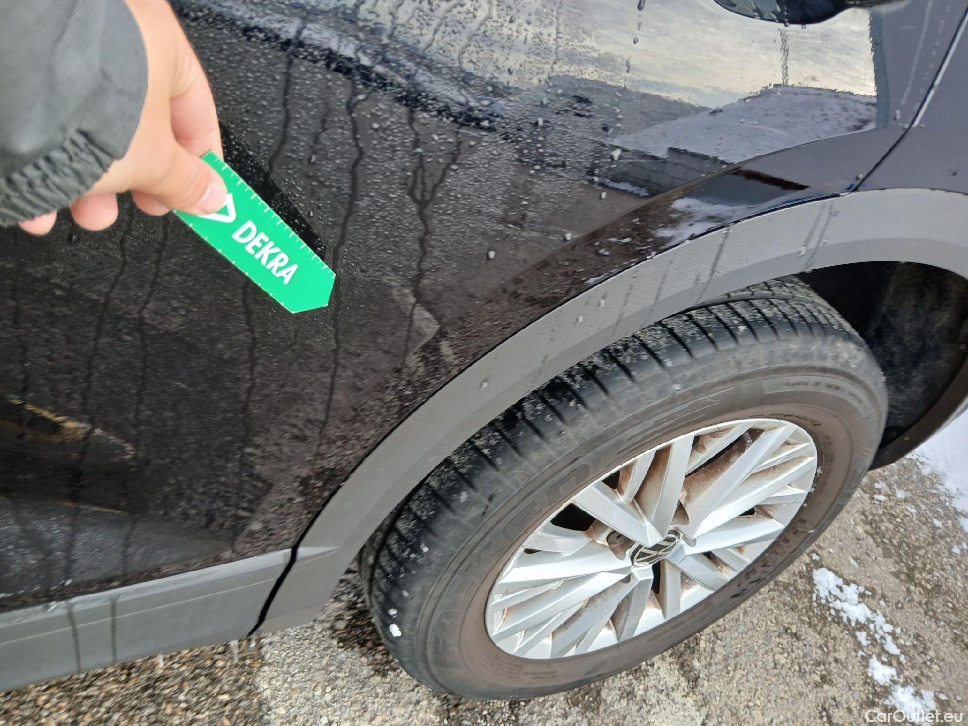  Volkswagen  T-ROC VOLKSWAGEN  / 2017 / 5P / todoterreno Edition 1.0 TSI 85kW (115CV) #23