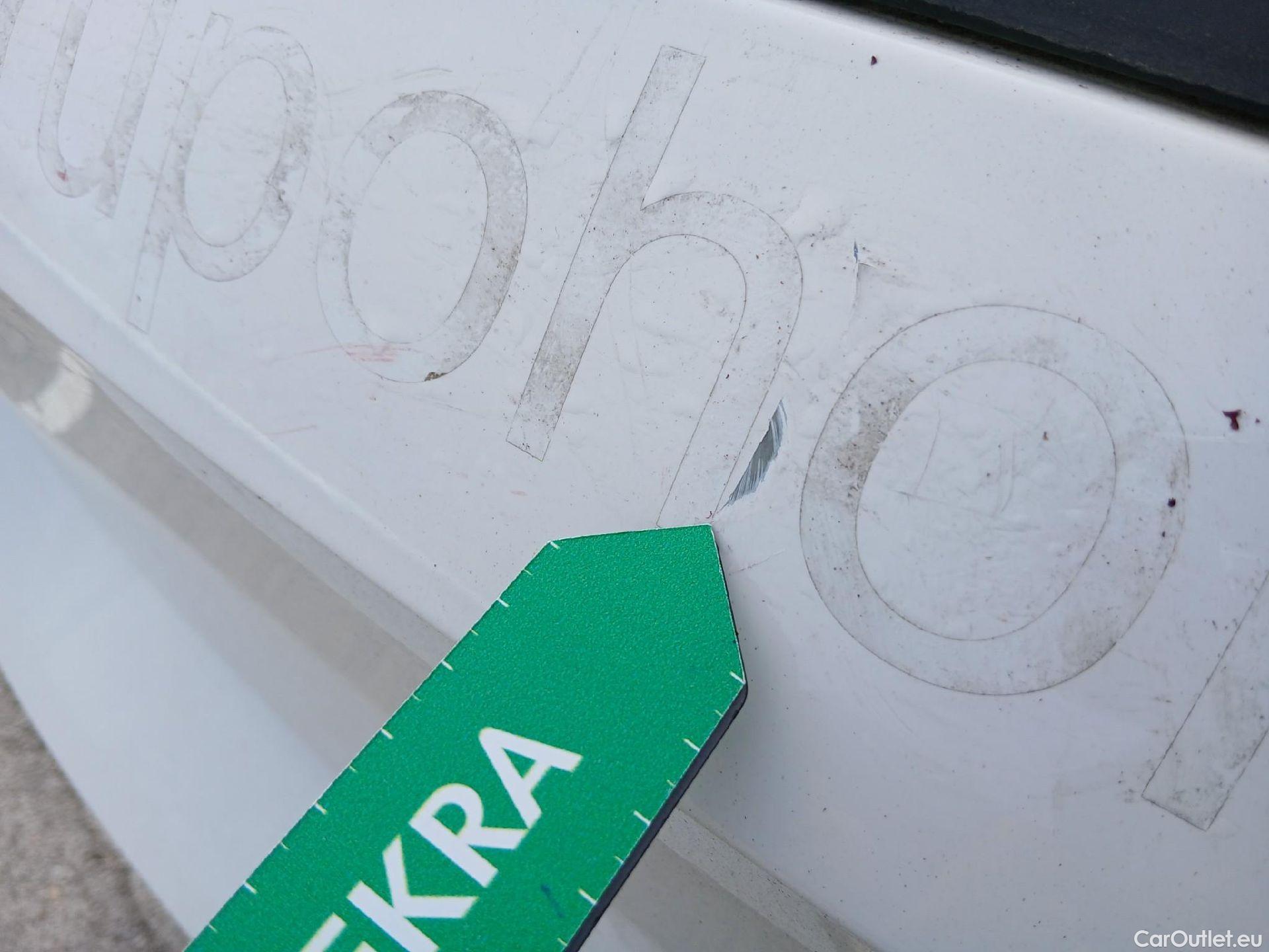  Volkswagen  Polo VOLKSWAGEN  / 2021 / 5P / berlina con portón Life 1.0 TSI 70kW (95CV) #26