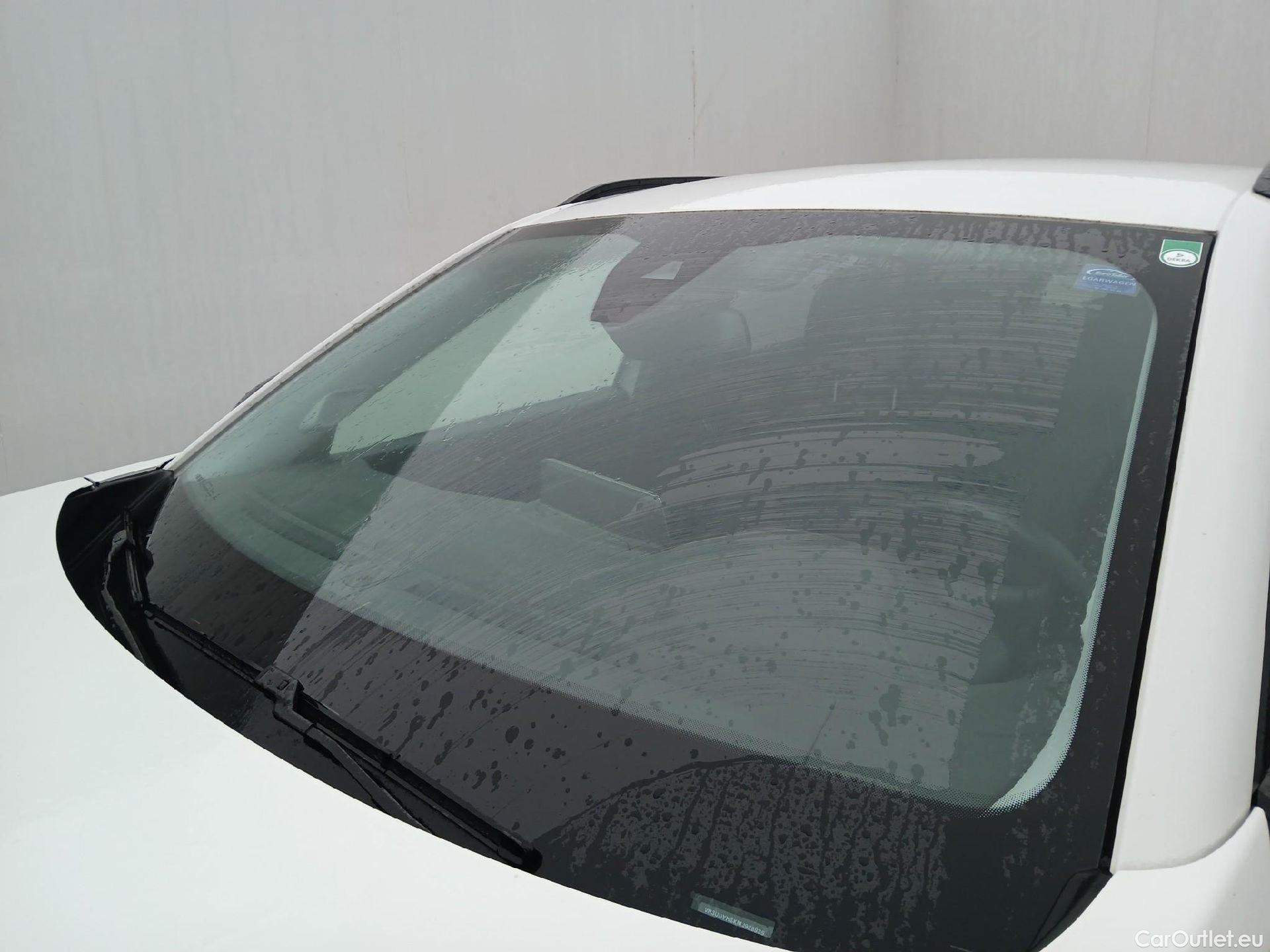  Peugeot  2008 PEUGEOT  / 2019 / 5P / todoterreno Allure BlueHDI 81kW (110CV) #1