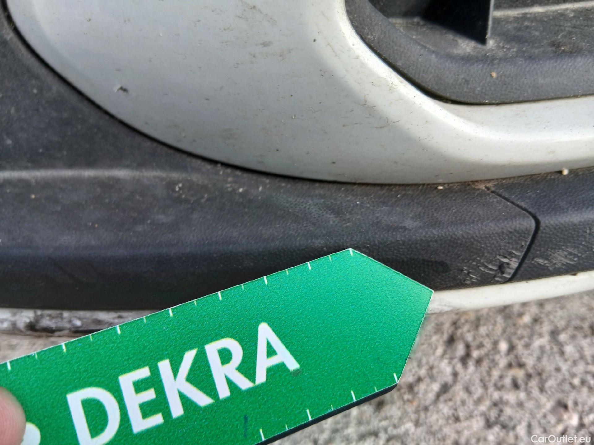  Volkswagen  Polo VOLKSWAGEN  / 2021 / 5P / berlina con portón Life 1.0 TSI 70kW (95CV) #8