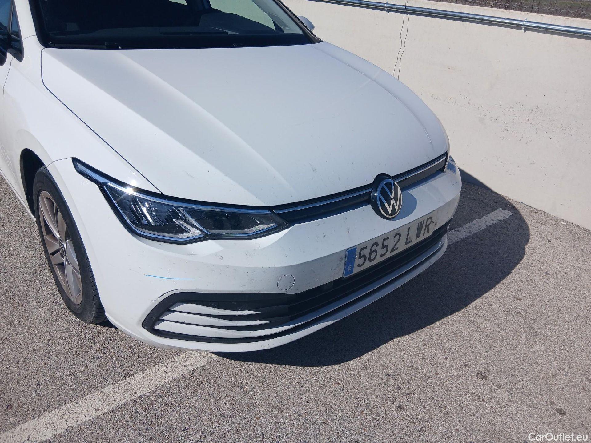  Volkswagen  Golf  VOLKSWAGEN / 2020 / 5P / berlina con portón 2.0 TDI 85kW (115CV) #4